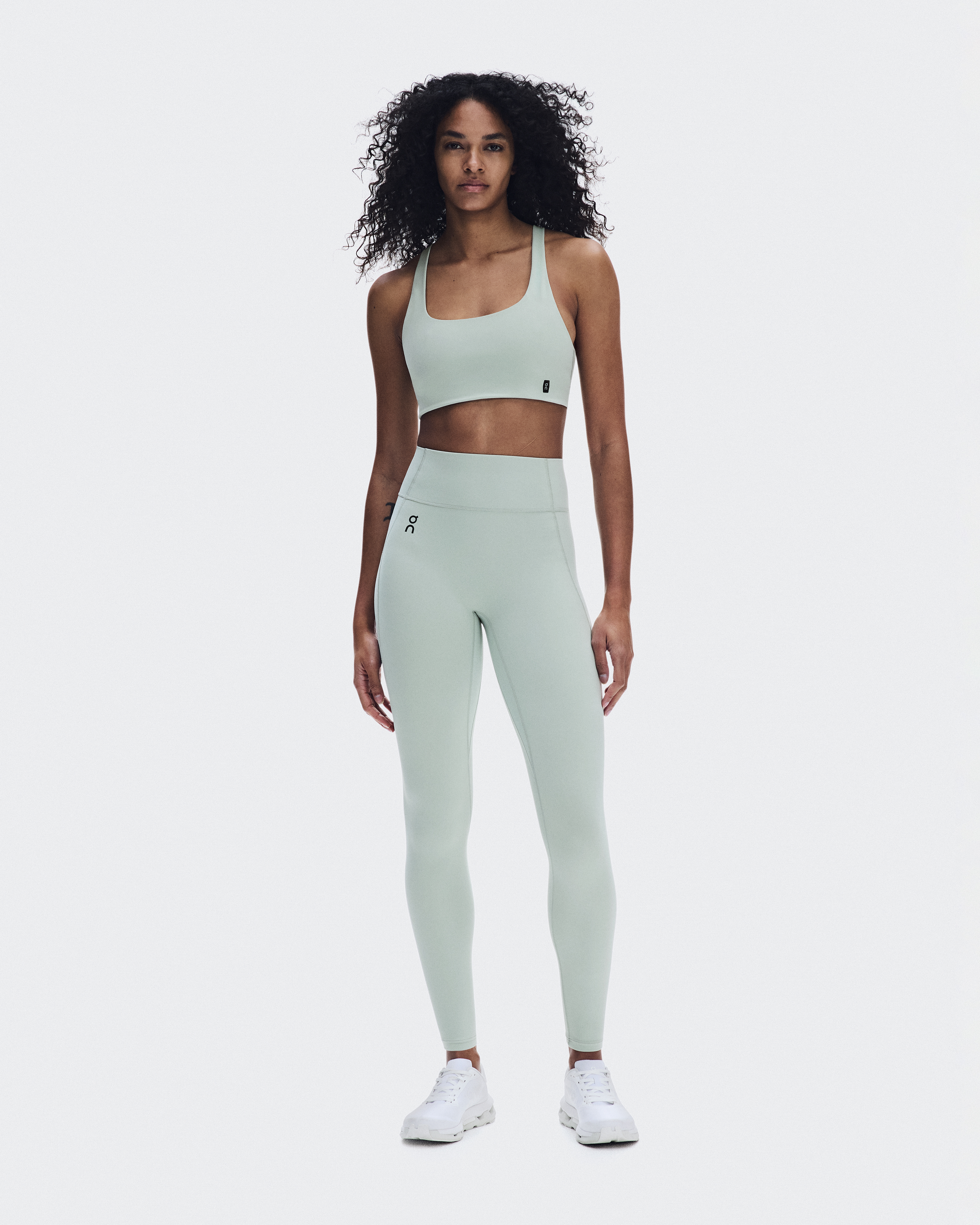 Studio Leggings Tights in Mineral