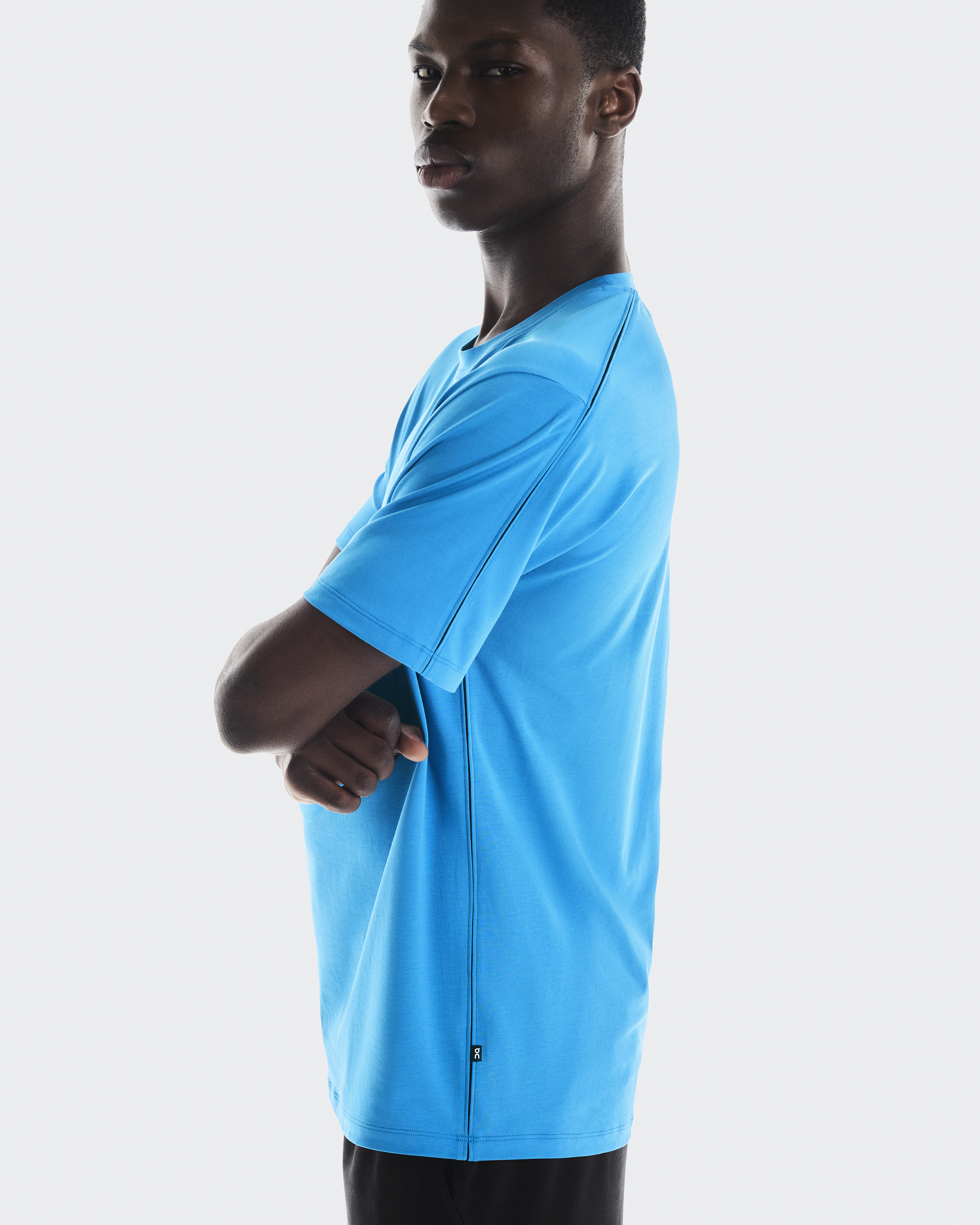 Tシャツ・カットソー DAILY PAPER Men T-shirt Blue 2512027 MARTIMEBLU Daily Paper - Maritime Blue Crochet T-Shirt – Daily Paper