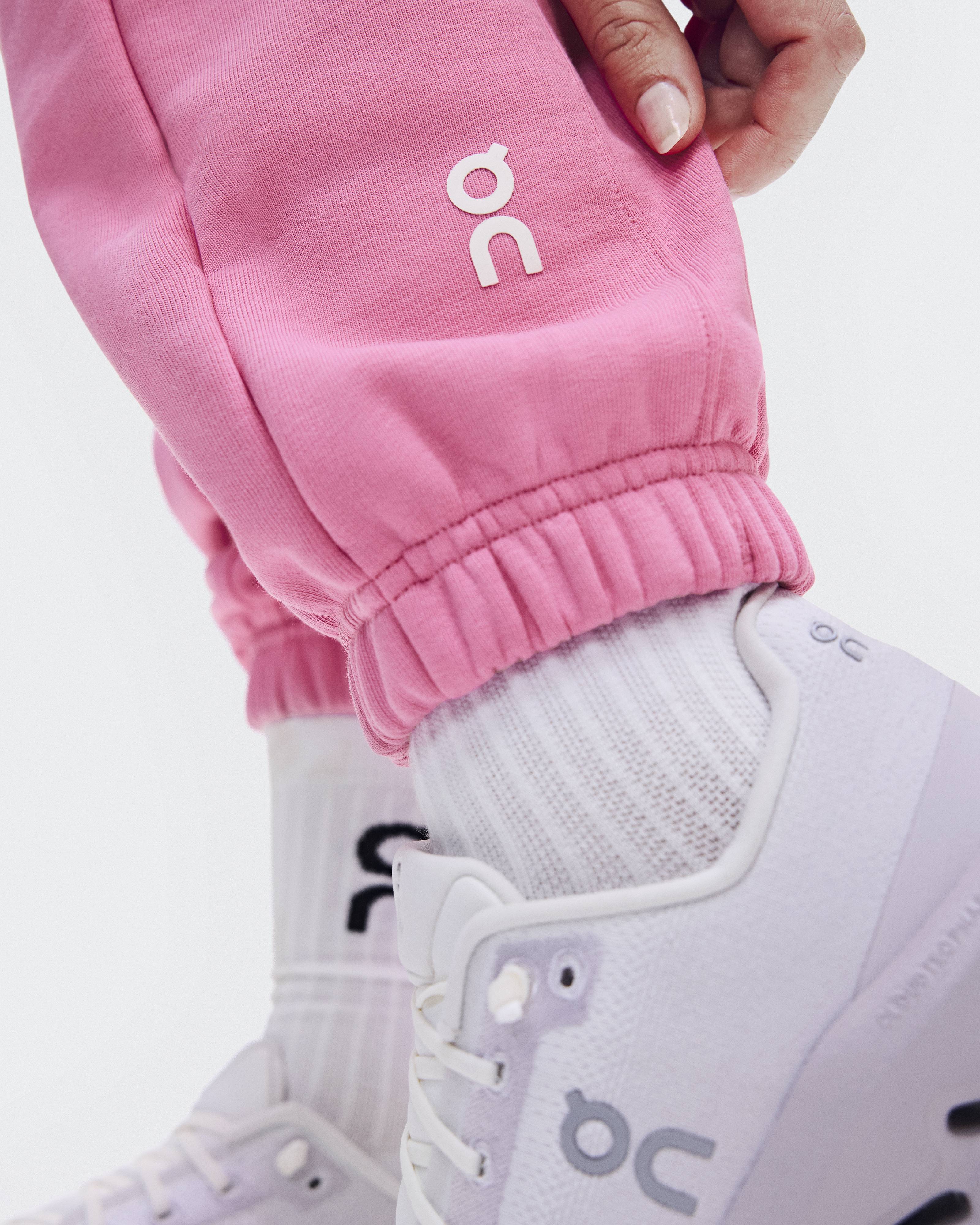 ウィメンズ Club Pants | Bubblegum | On 日本