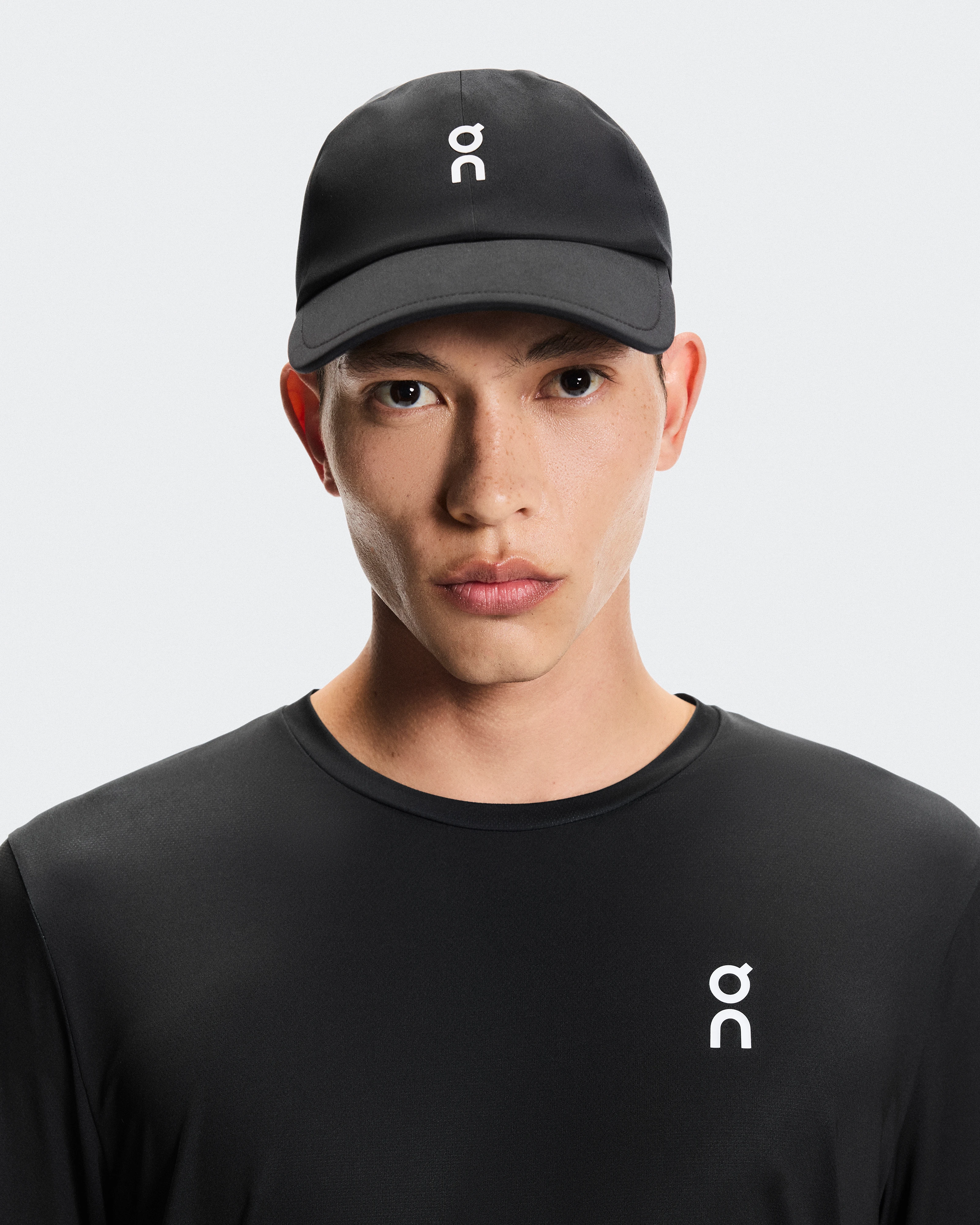 On Court Cap Black & Black Unisex Headwear