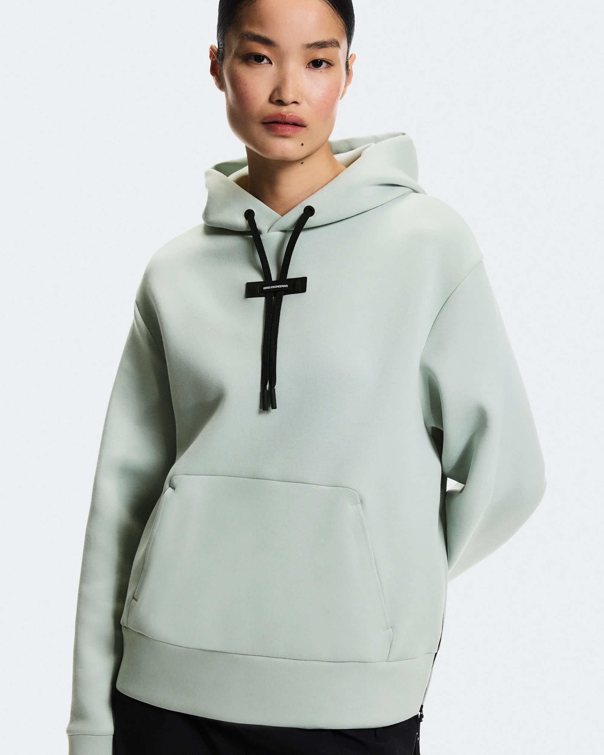 Focus Tech Hoodie - thumbnail 3