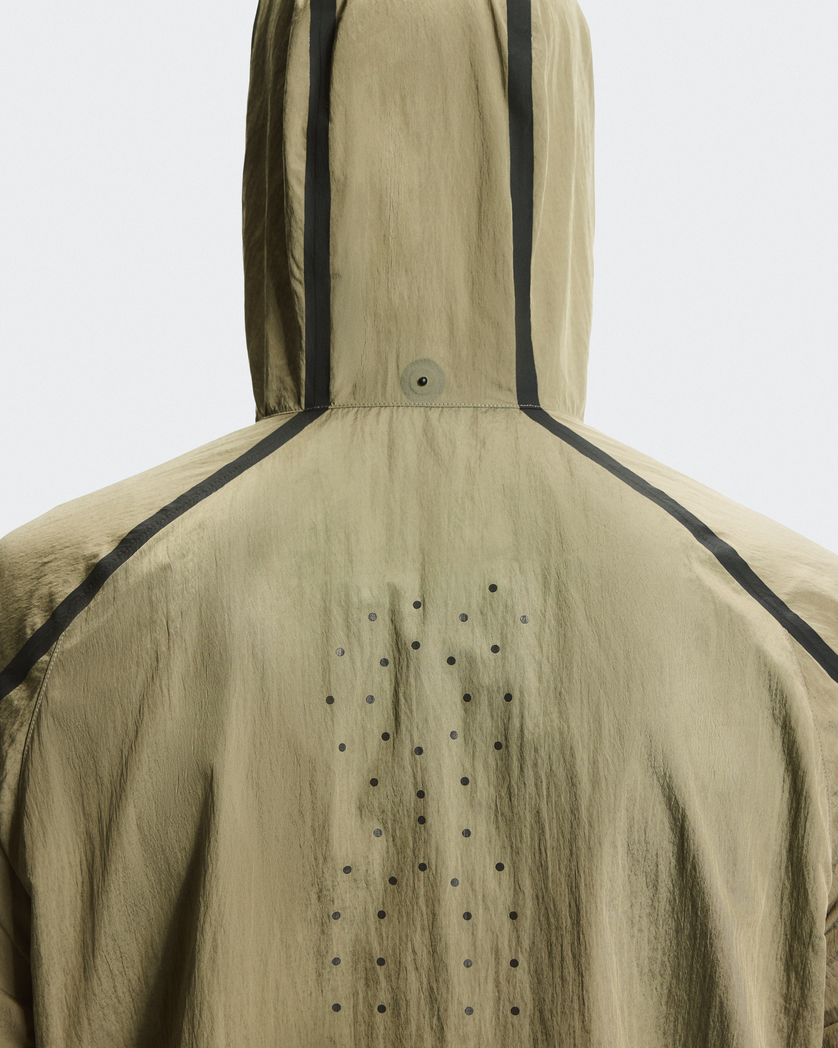 メンズ Performance Volt Jacket | ベージュ & ブラウン | On 日本