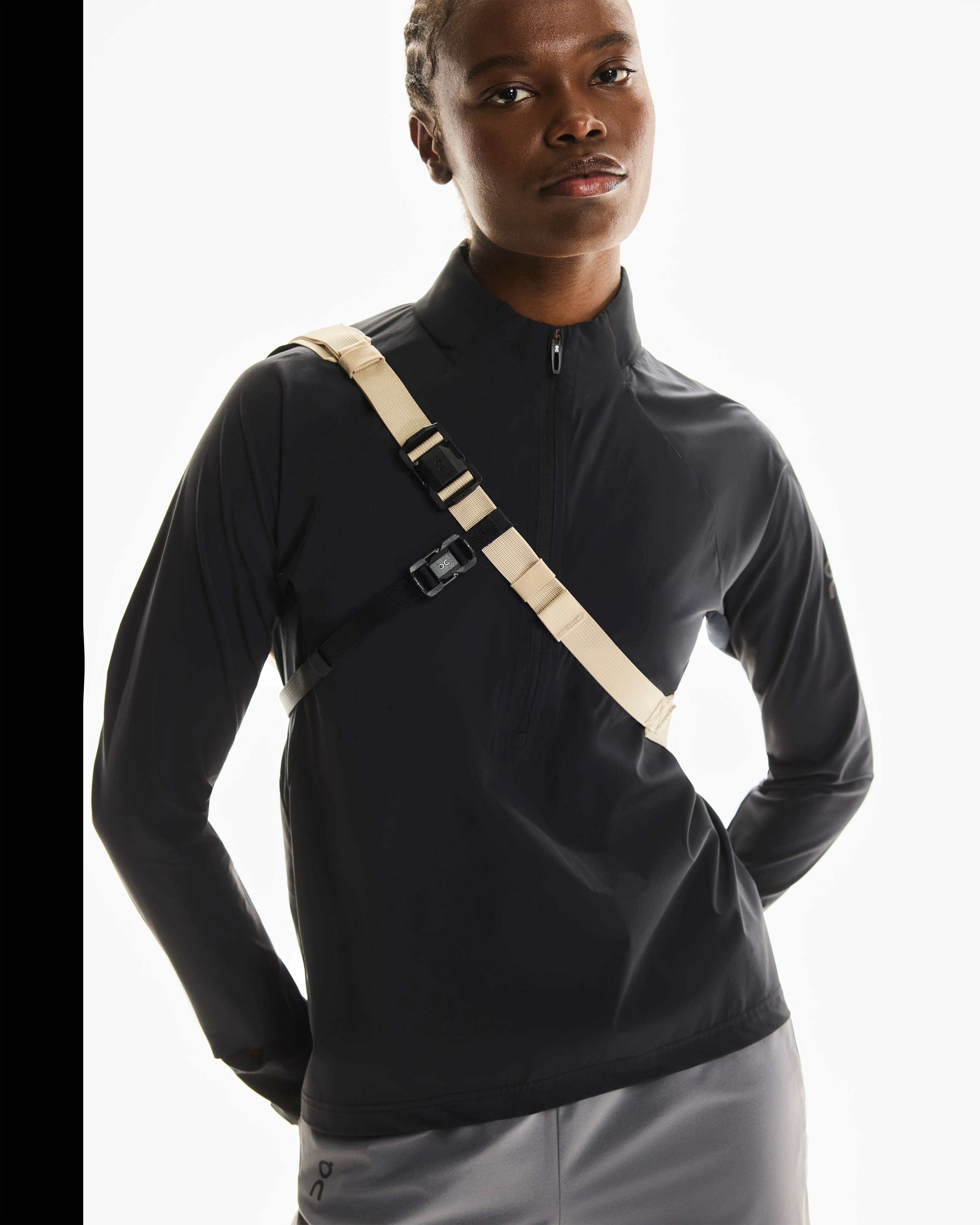 On Sling Pack 9L Sand & Black Unisex Bags