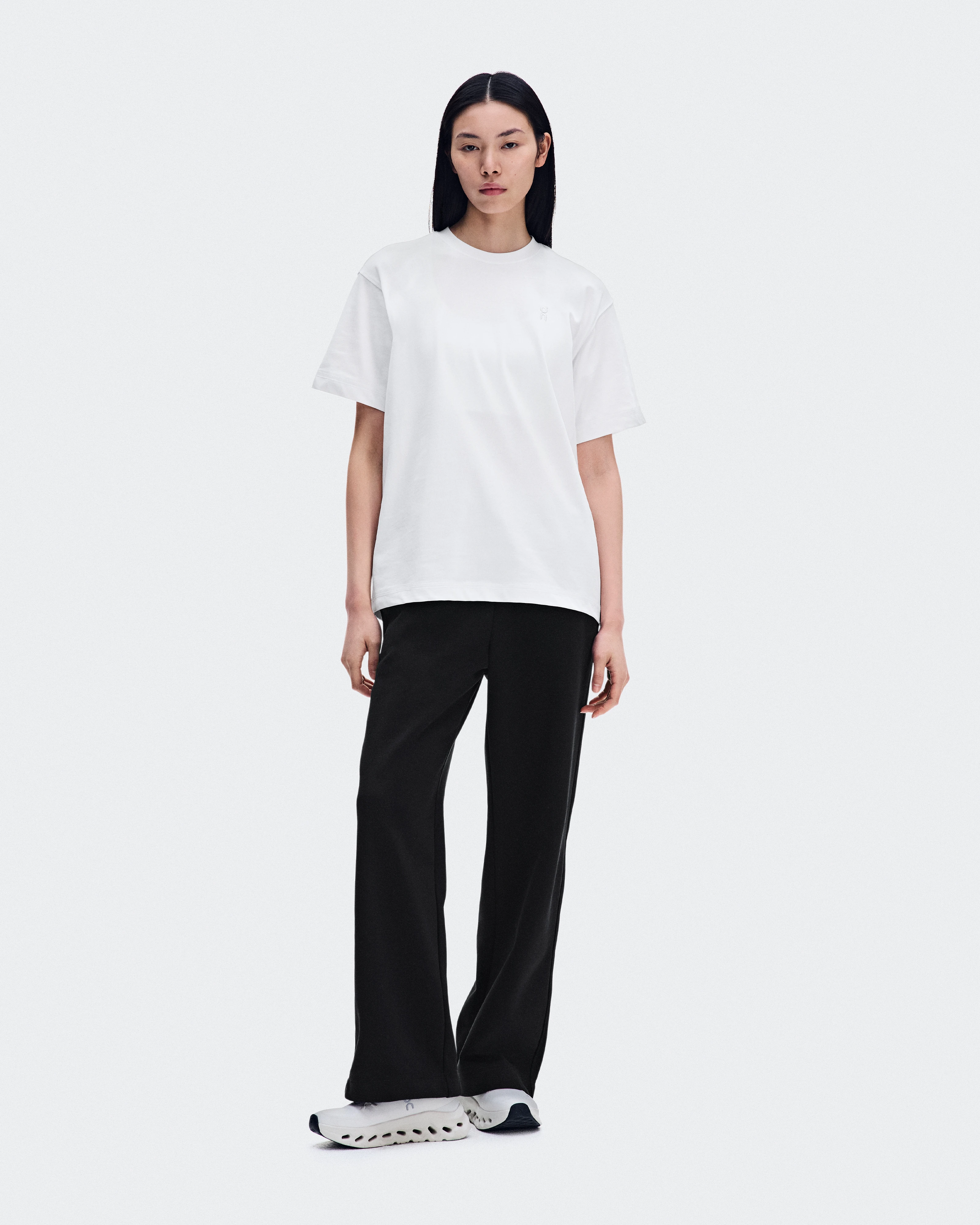 On Club Collective-T Runner White Women Tops and t-shirts