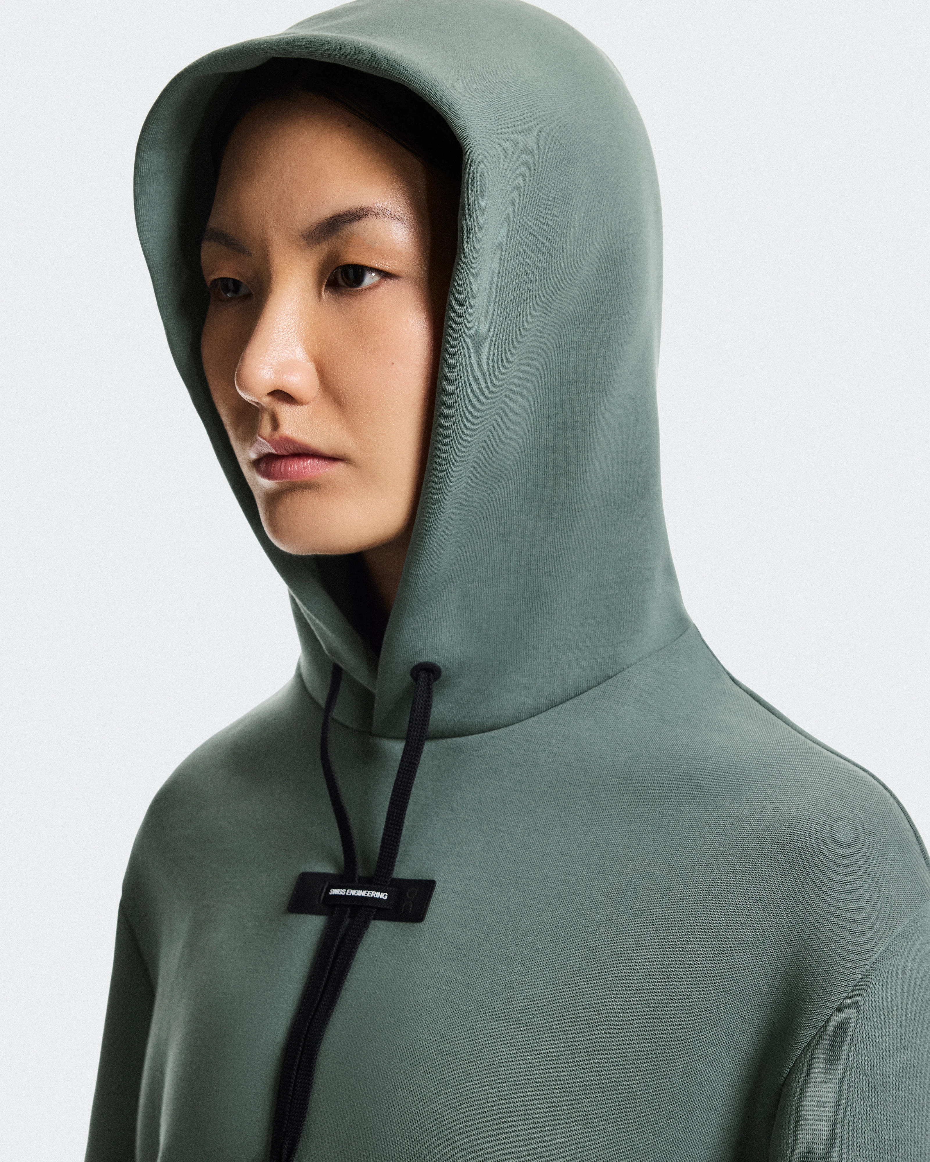 On Focus Tech Hoodie Olive Damen Hoodies & Sweatshirts