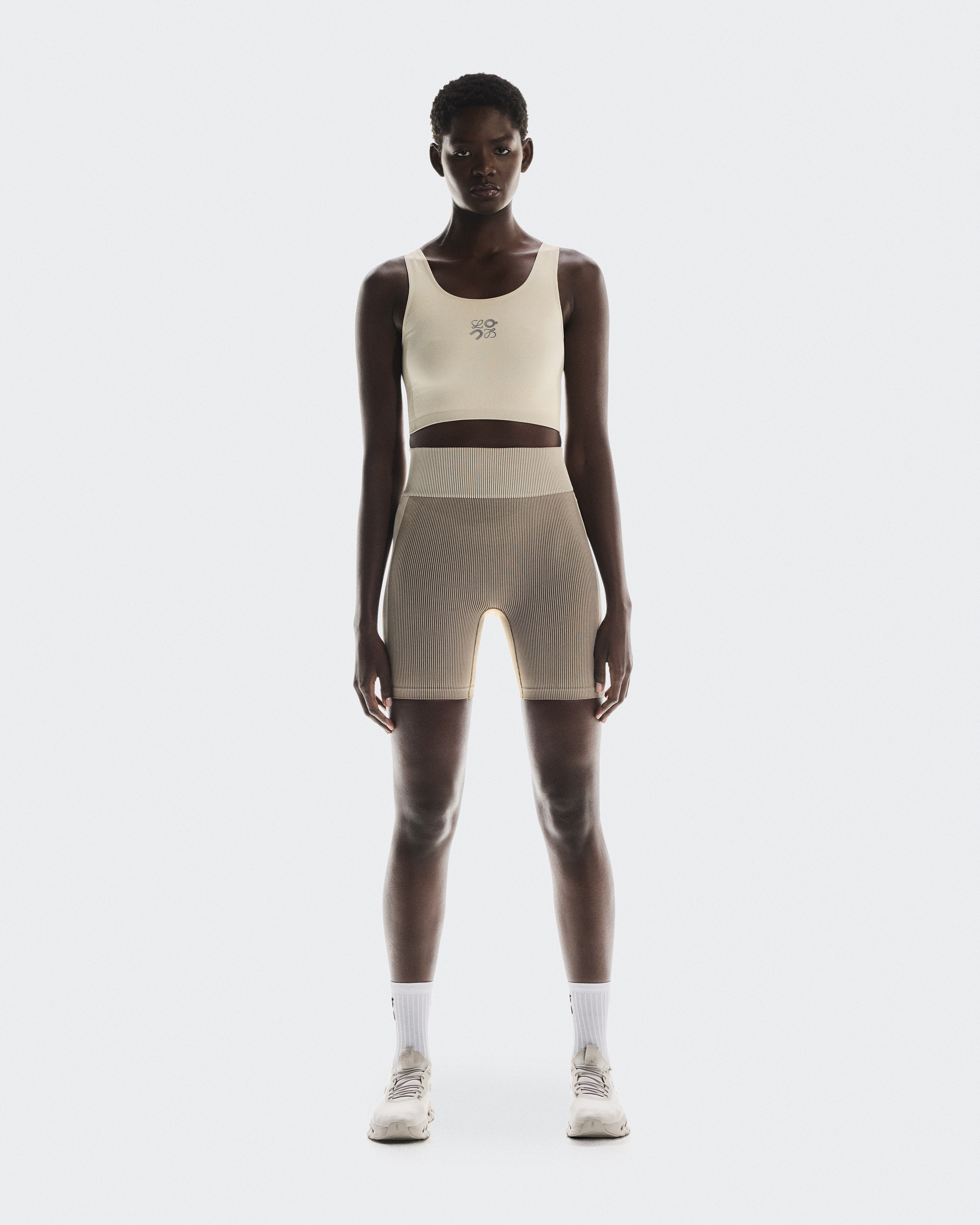 On Seamless Bra LOEWE para Mujer en Ivory, Talla: Large