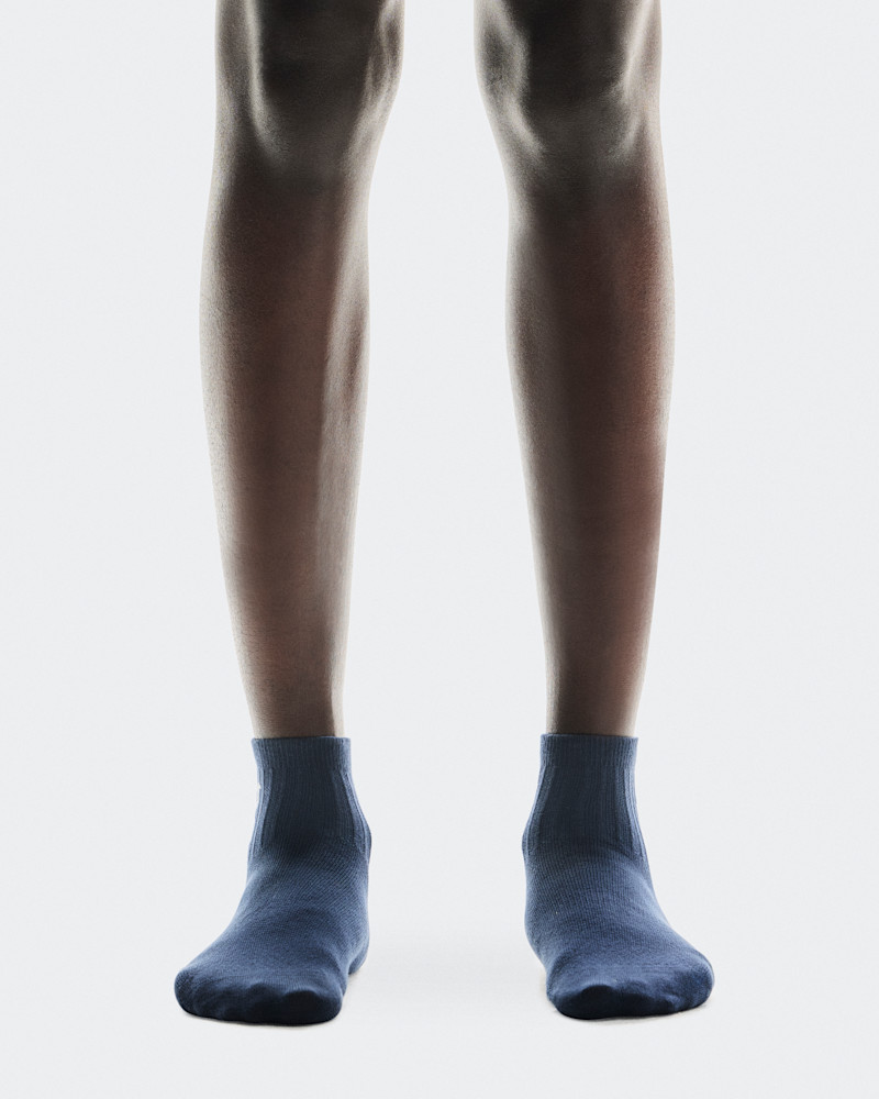 On Logo Sock Mid 3P in Navy, Size: W 8 - 10.5, M 7 9, Polyamide