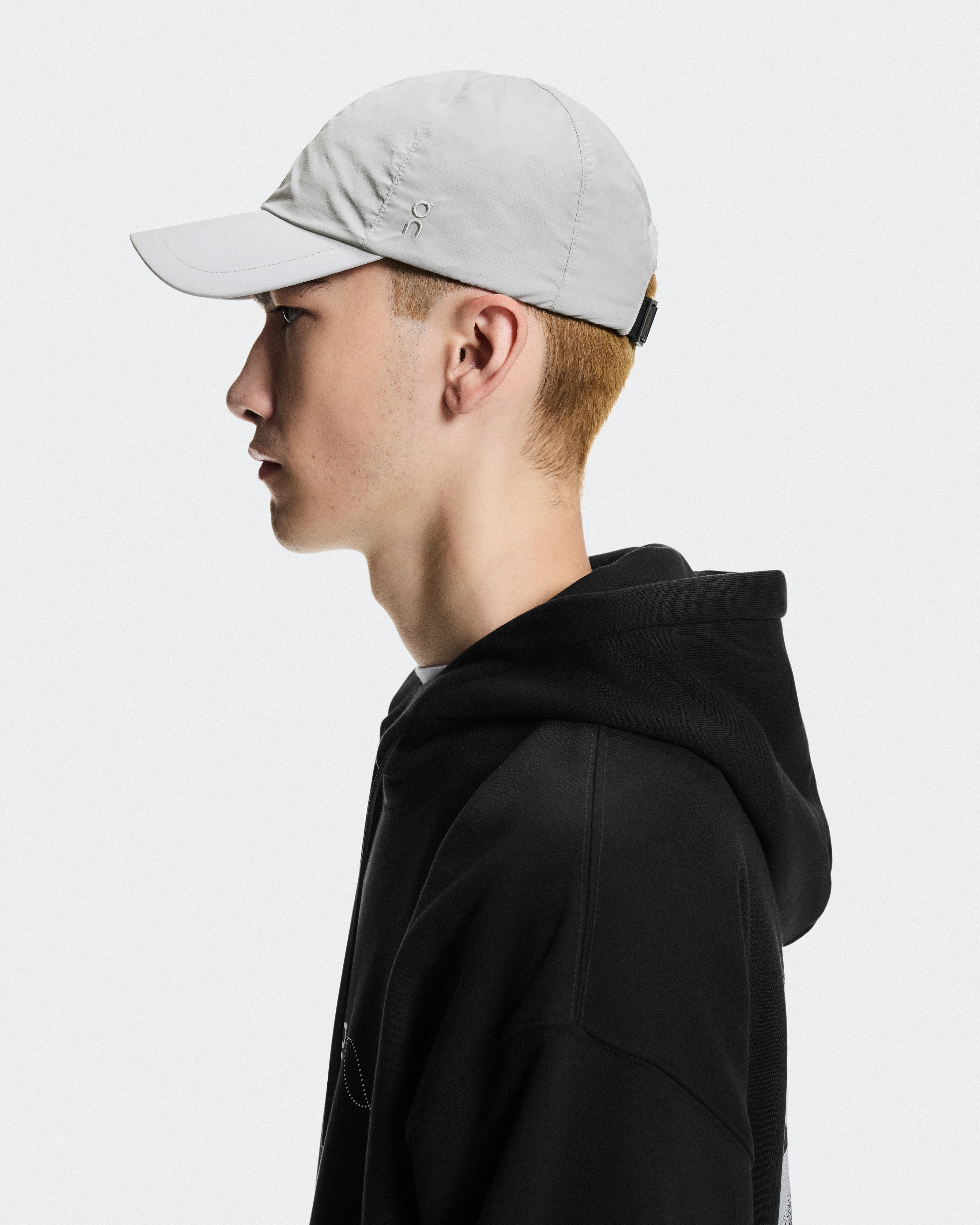 On On Cap Alloy Unisex Headwear