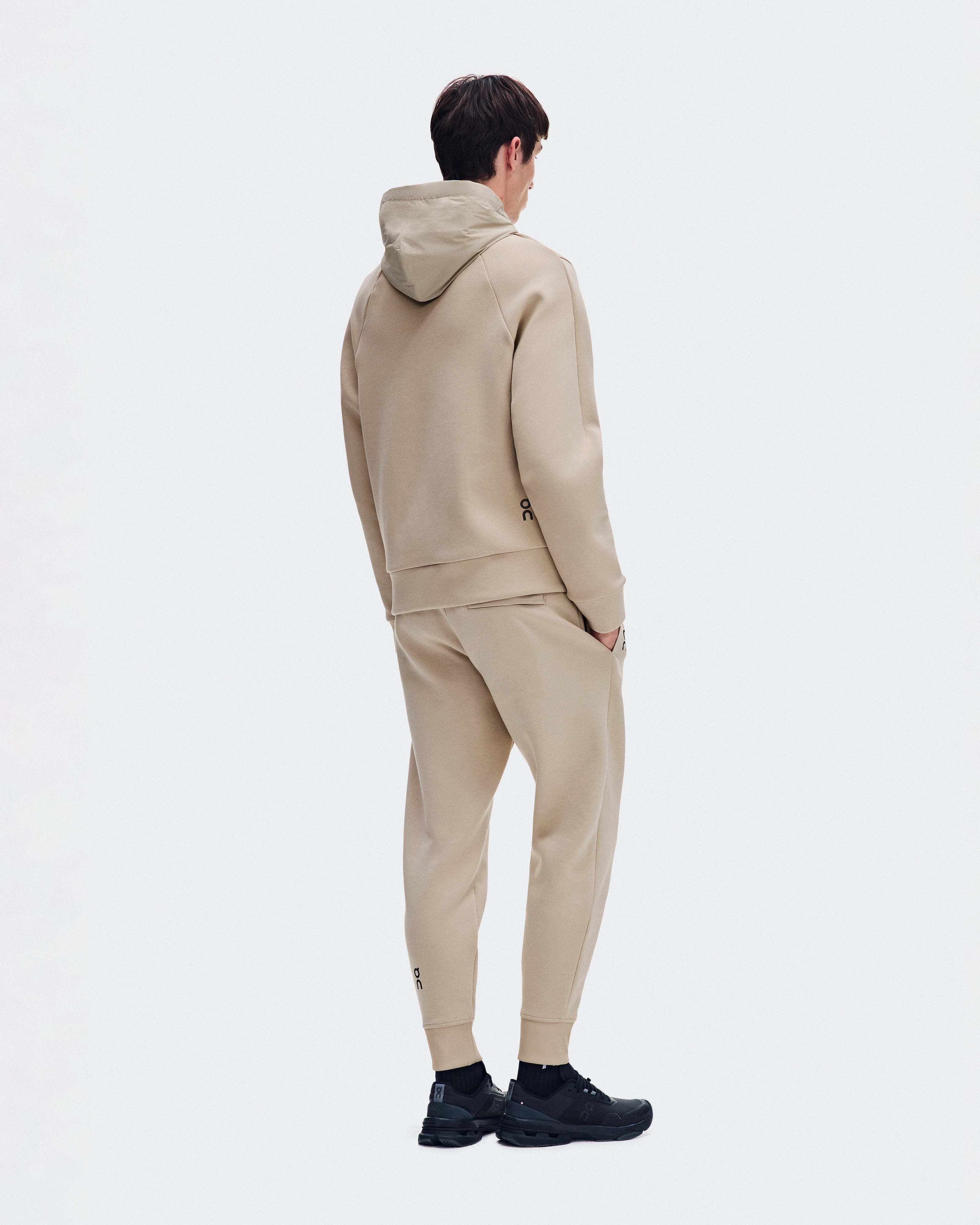 On Focus Tech Hoodie Remix Desert Men Hoodies and sweatshirts