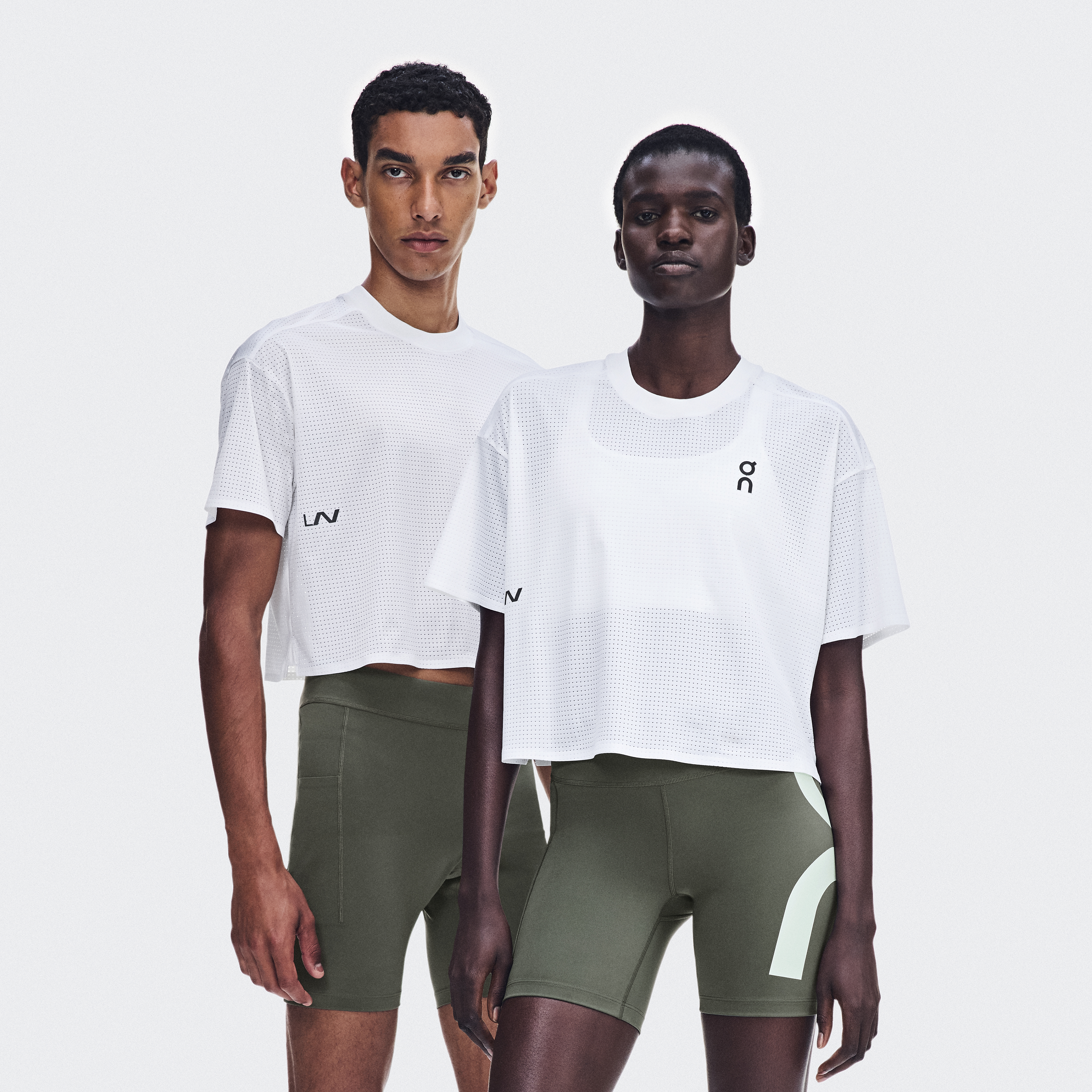 Women's Crop Tops: For Sport & Everyday Style | On Germany