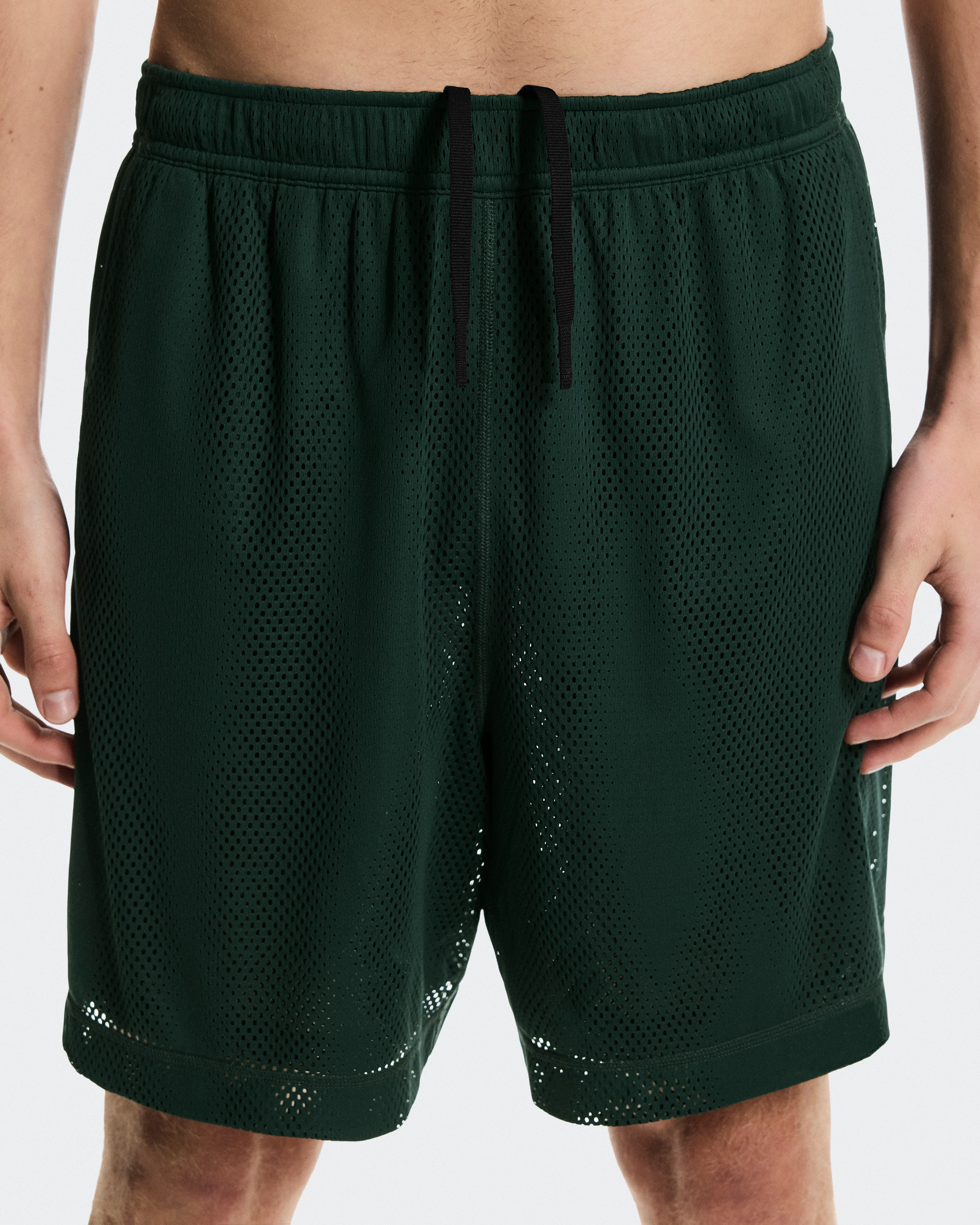 On Train Volt Shorts Obsidian Men Shorts