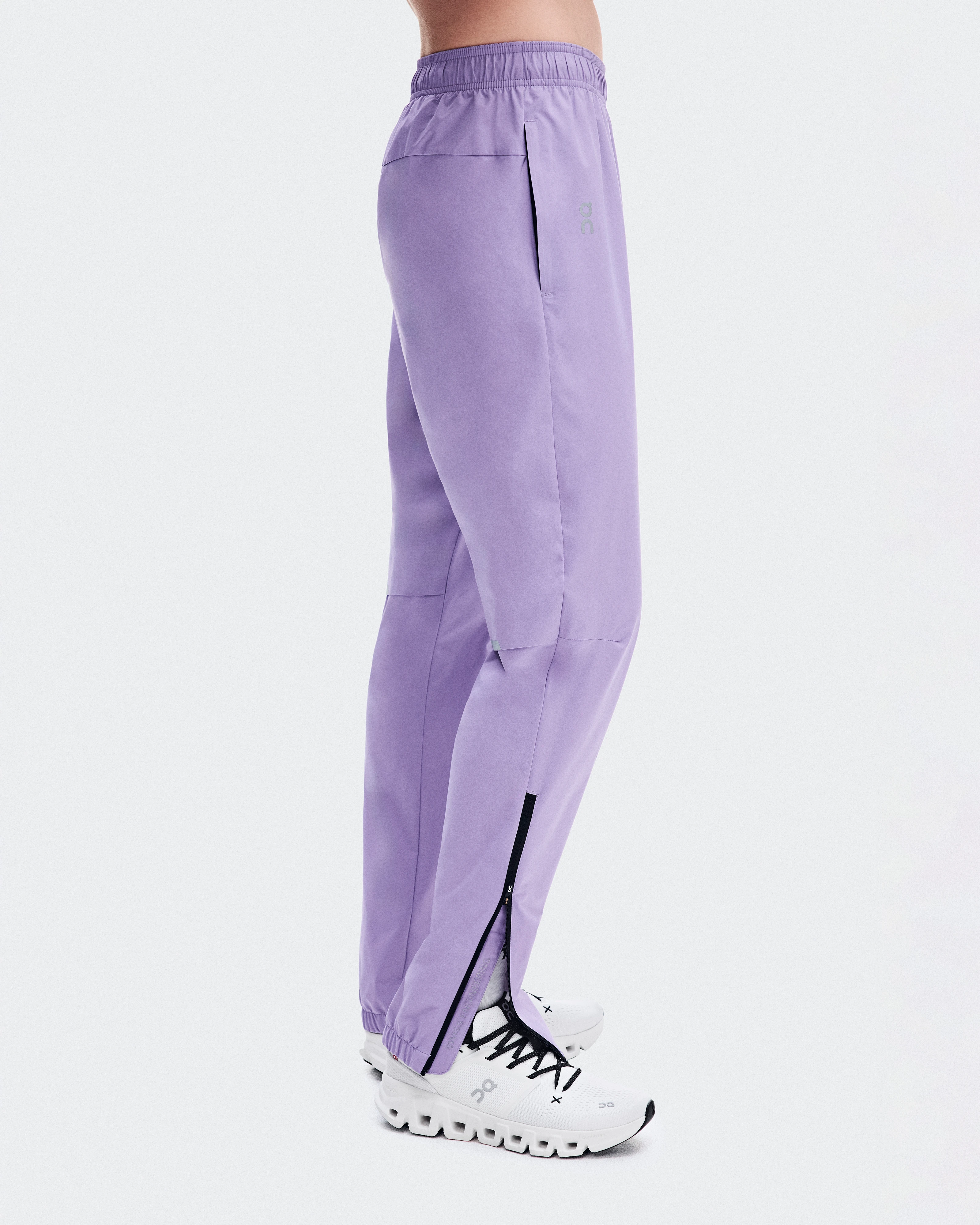 On Core Pants Mallow ウィメンズ – ロードランニング　長距離ラン　オールデイ パンツ