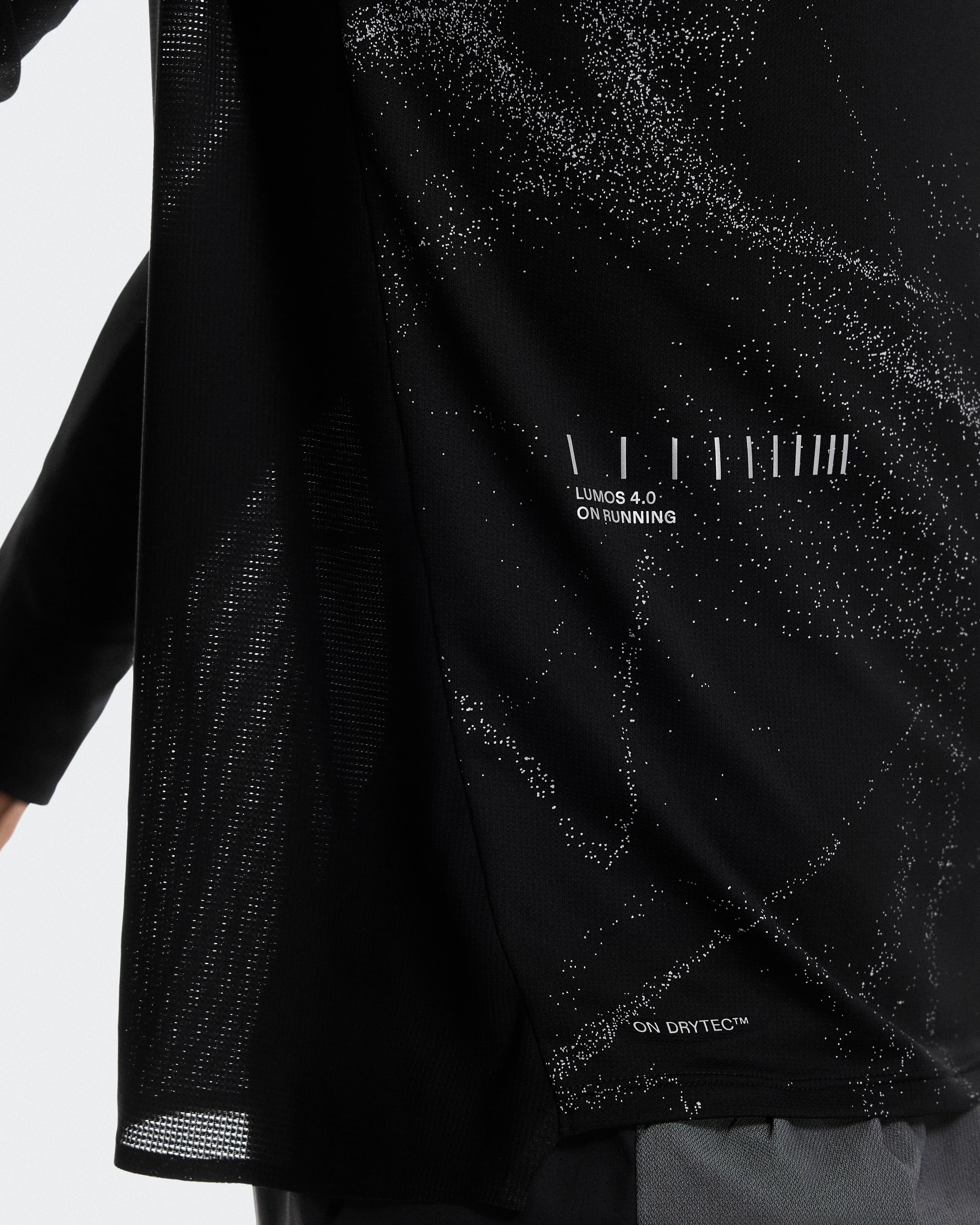 On Performance Long-T Lumos Black Men Tops and t-shirts