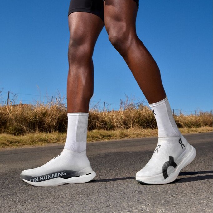 on ランニングシューズ | On 日本