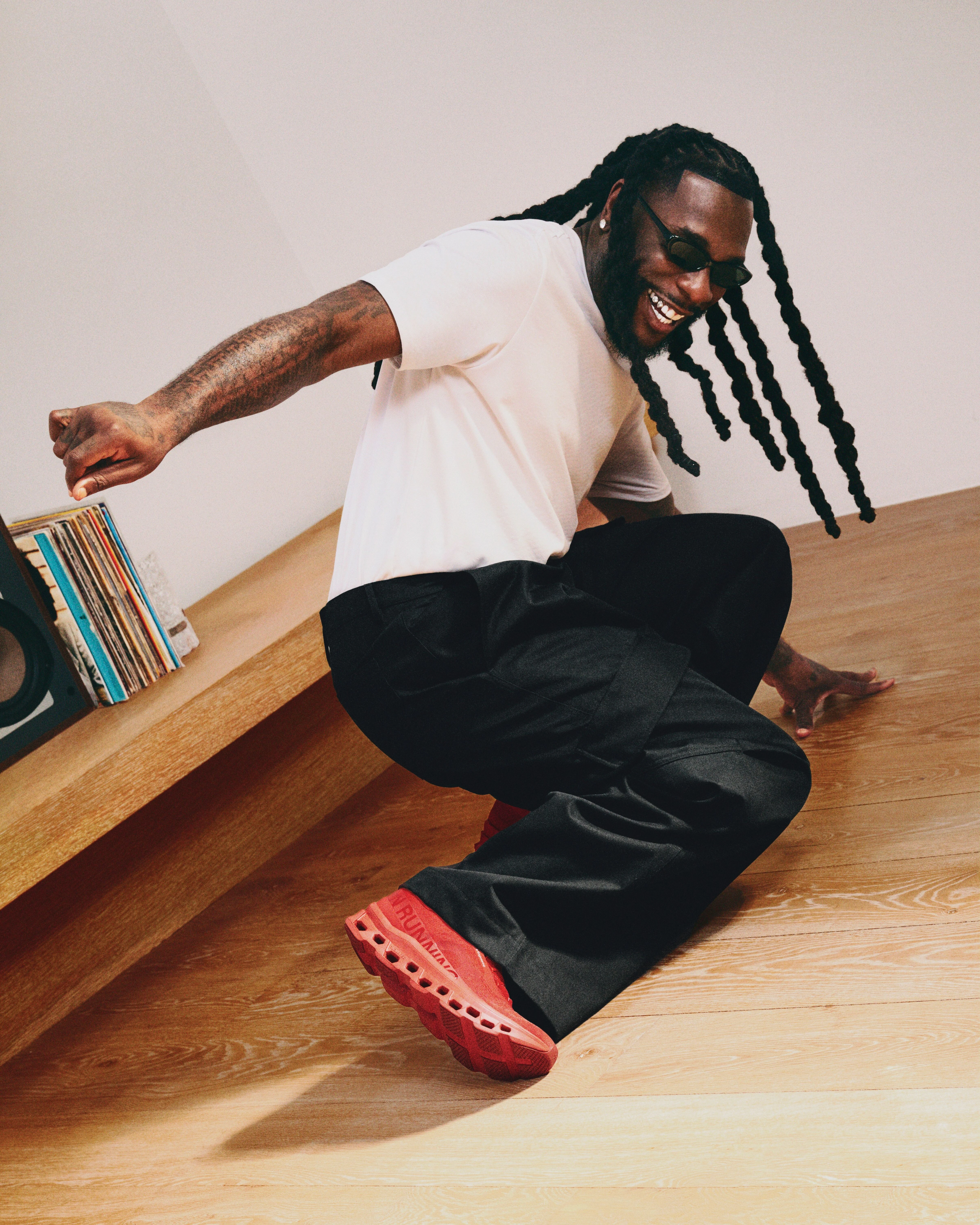 image-03-grid-02-cloudmonster-burna-boy-pdp