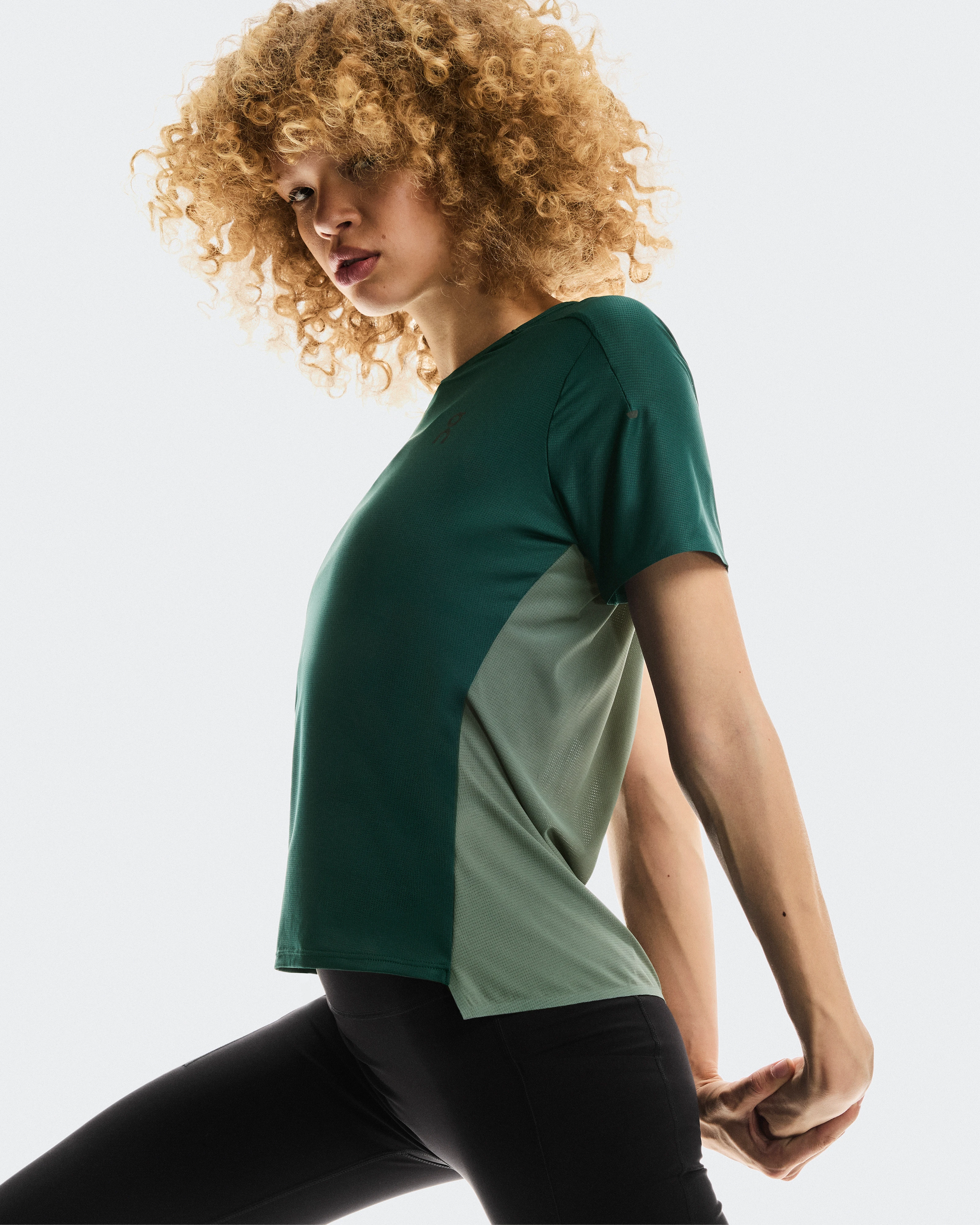 On Performance-T Spirulina & Olive Women Tops and t-shirts
