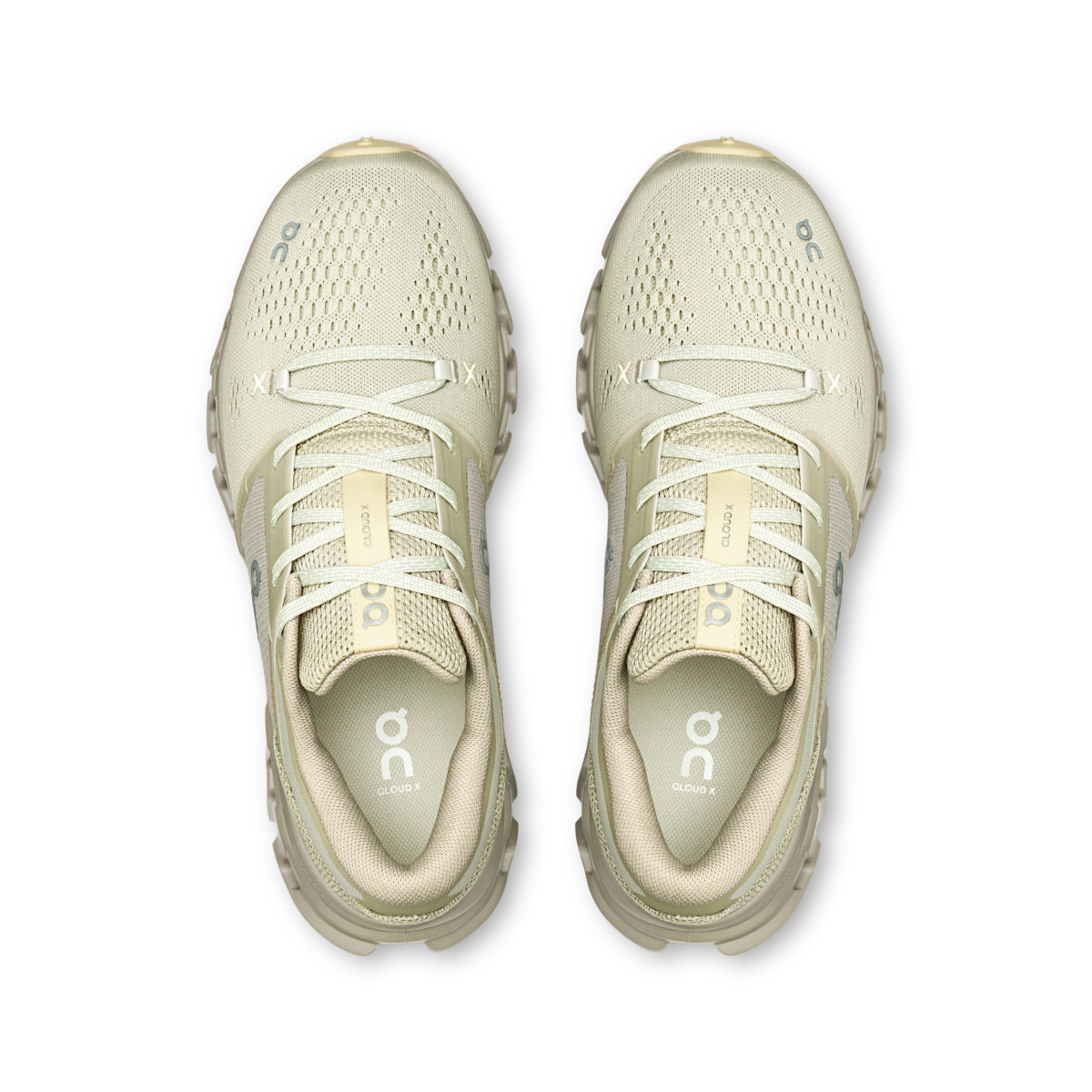 Women's Cloud X 5