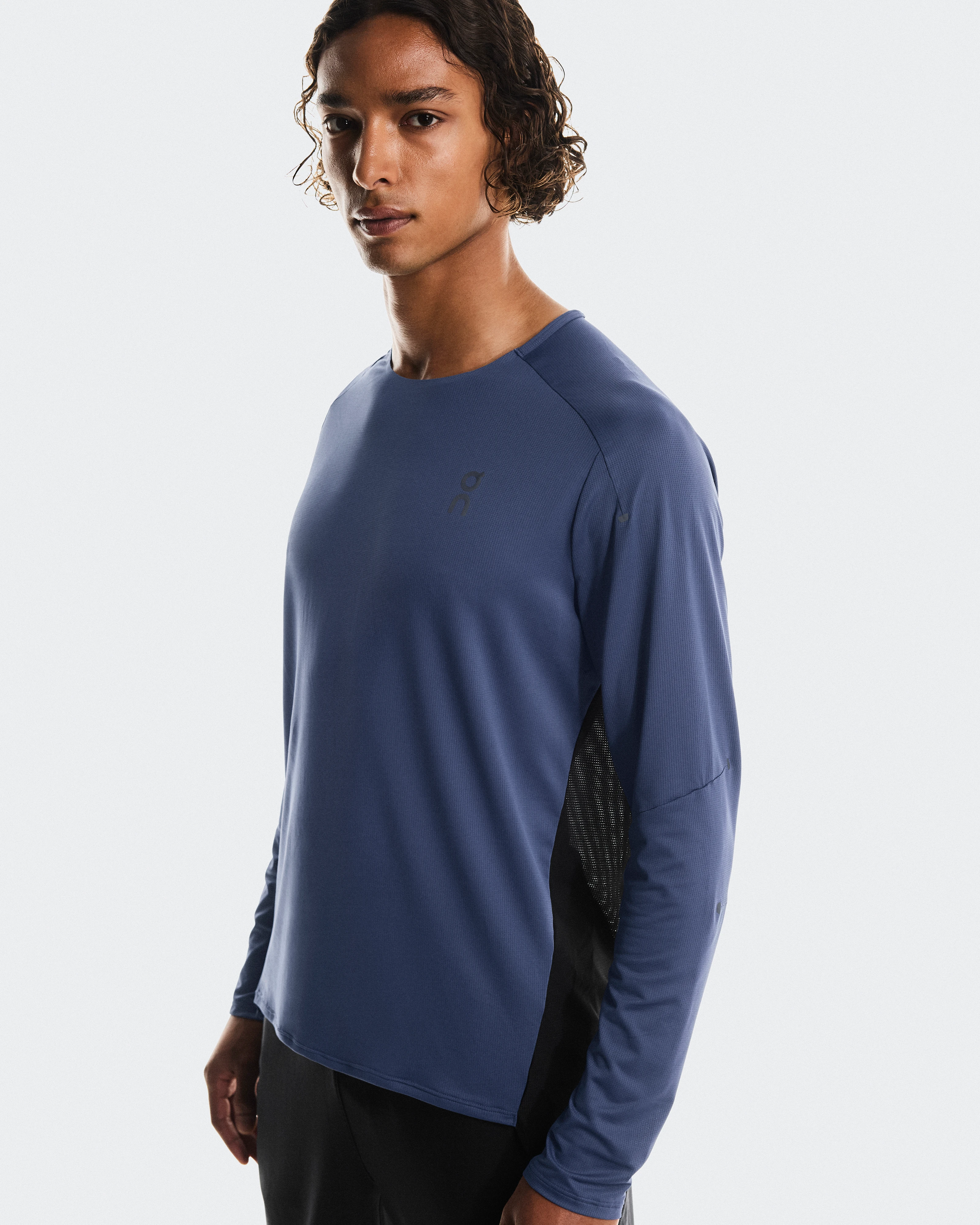 On Performance Long-T Acai & Black Men Tops and t-shirts