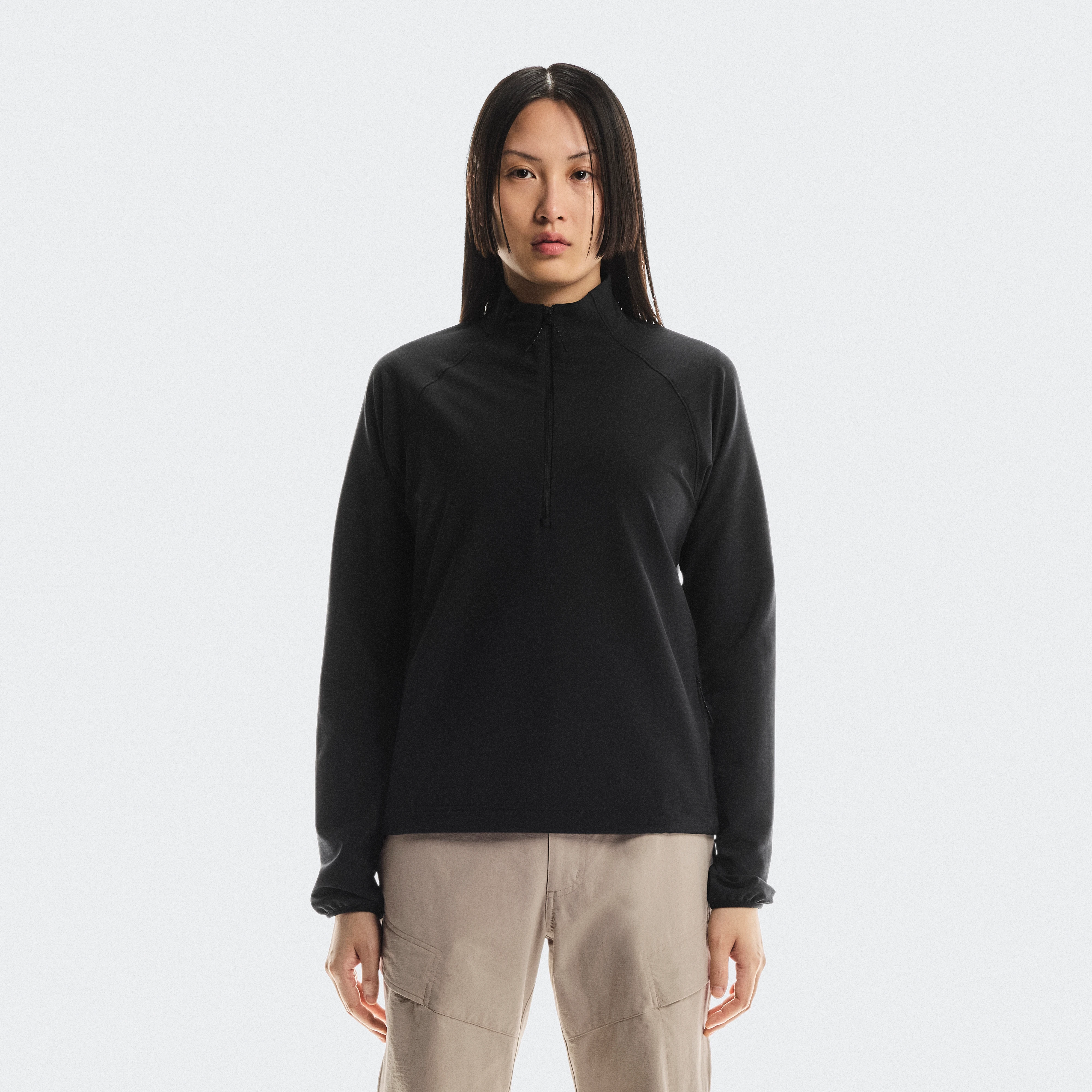 On Trek Quarterzip ブラック ウィメンズ ウィメンズ – ハイキング　アウトドア　寒い時 フーディ＆スウェットシャツ