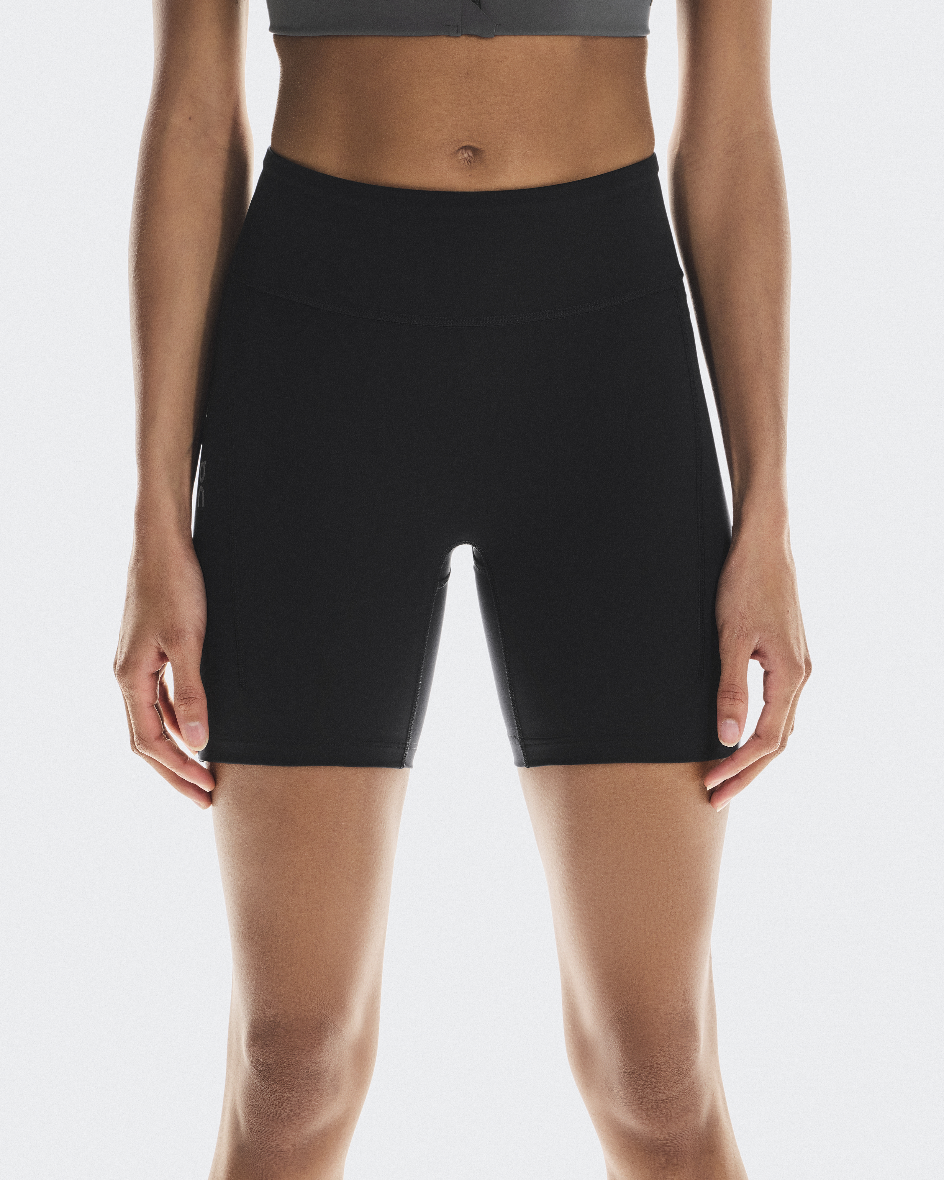 ウィメンズ Performance Tights Short | ブラック | On 日本