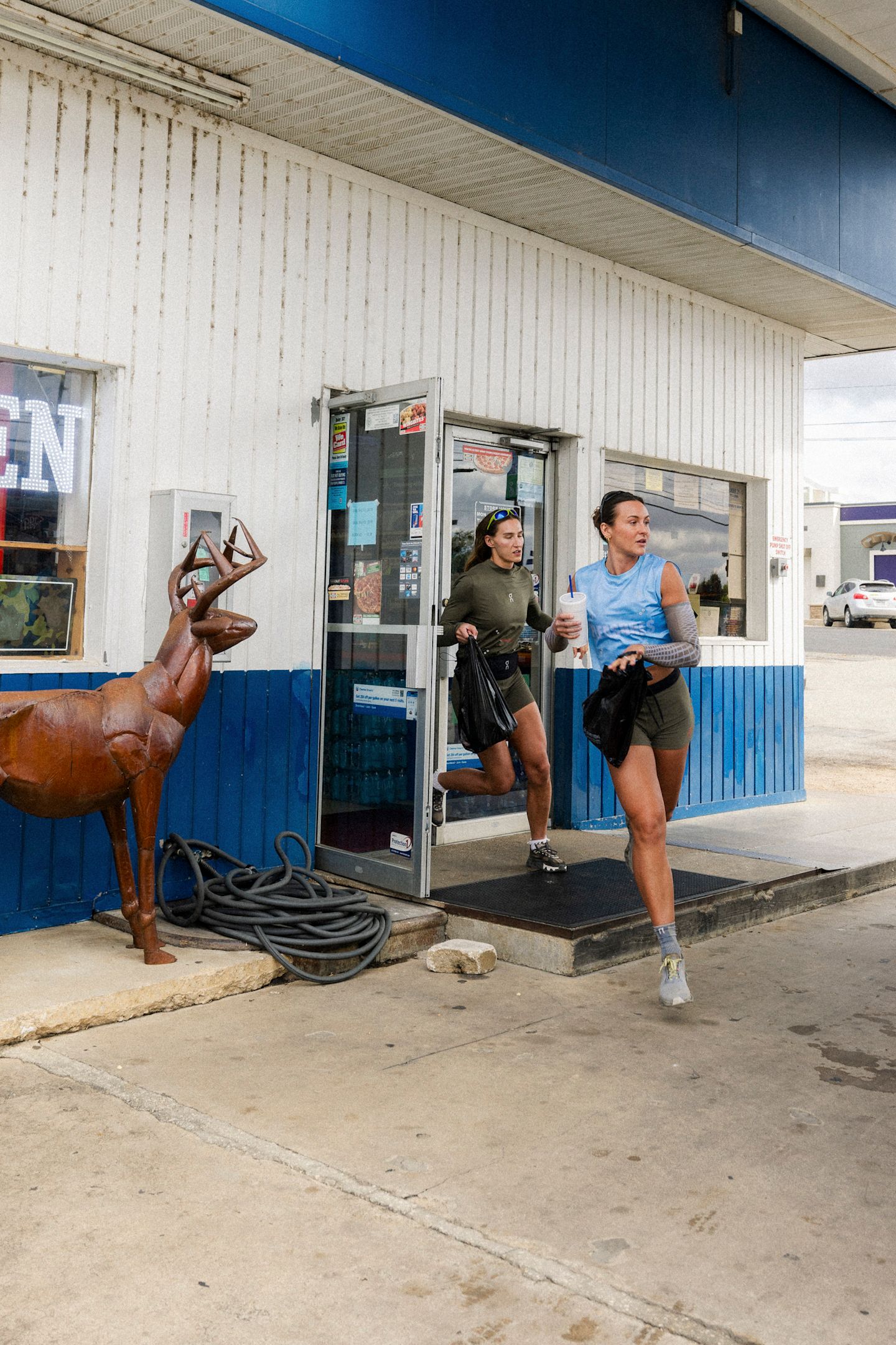 On × PLEASURES × The Loop : édition limitée pour le running. | On Belgique