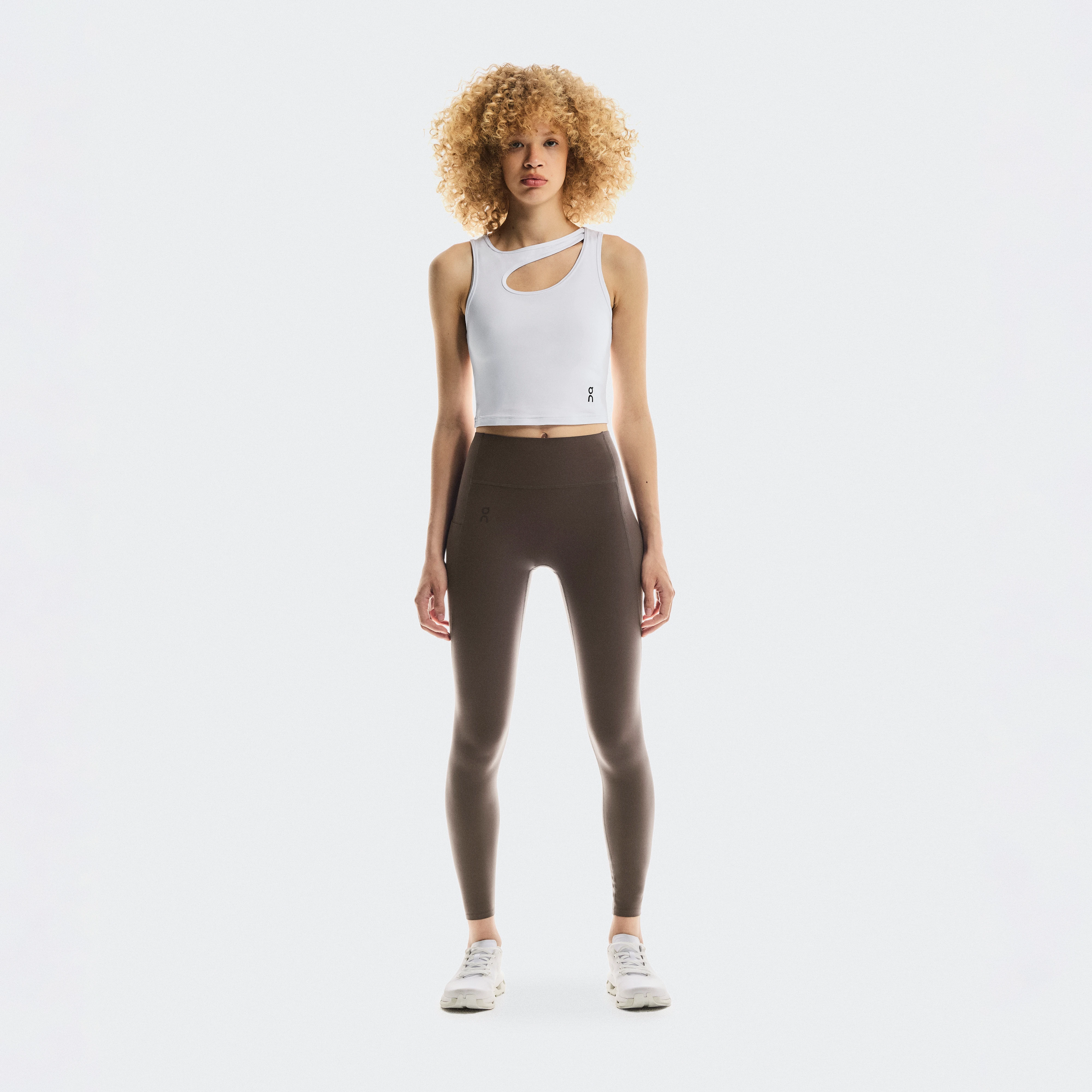 On Studio Tights Brown Women Women – Low-intensity, buttery soft, form-fitting Tights