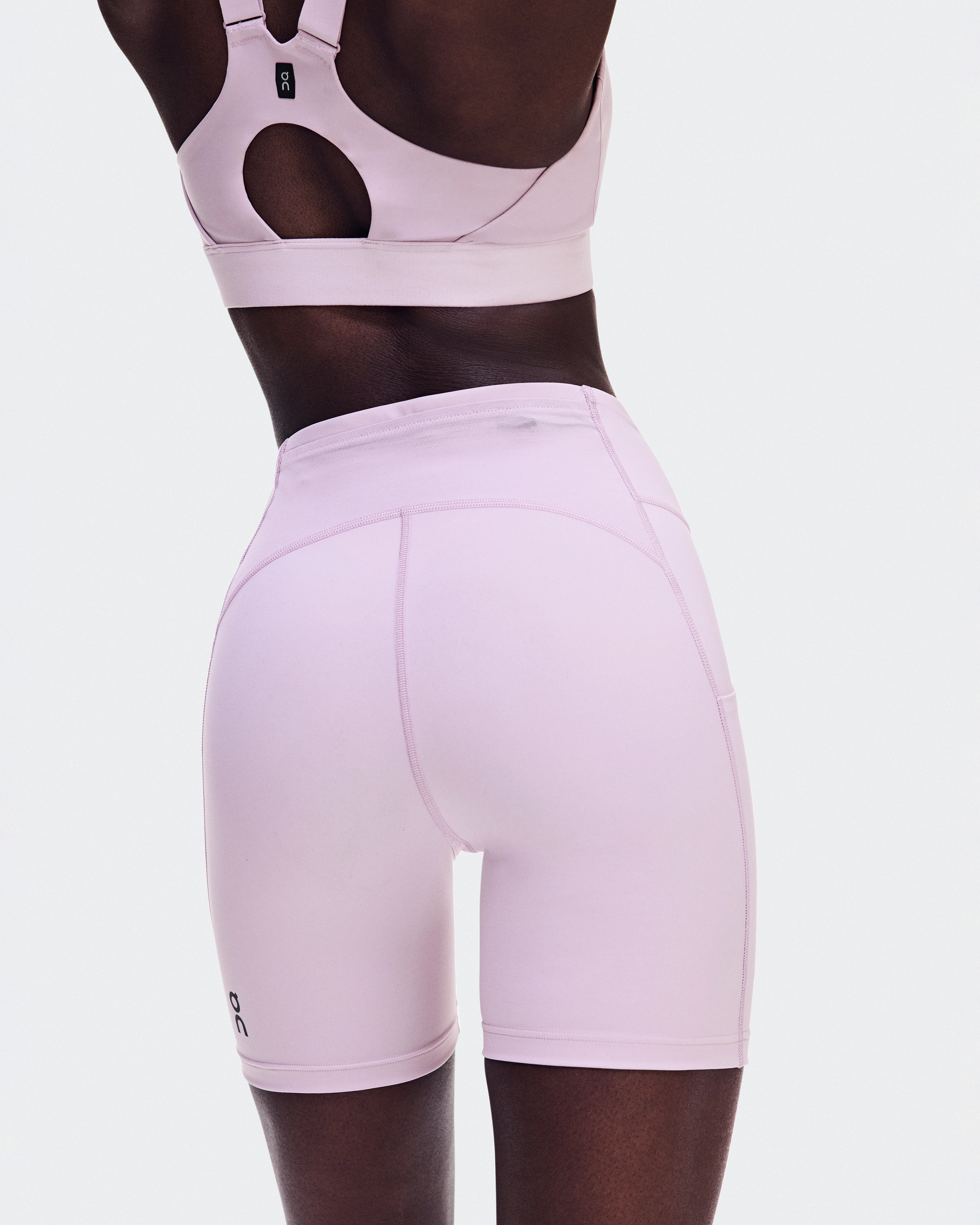 On Performance Tights Short Foxglove Women Tights