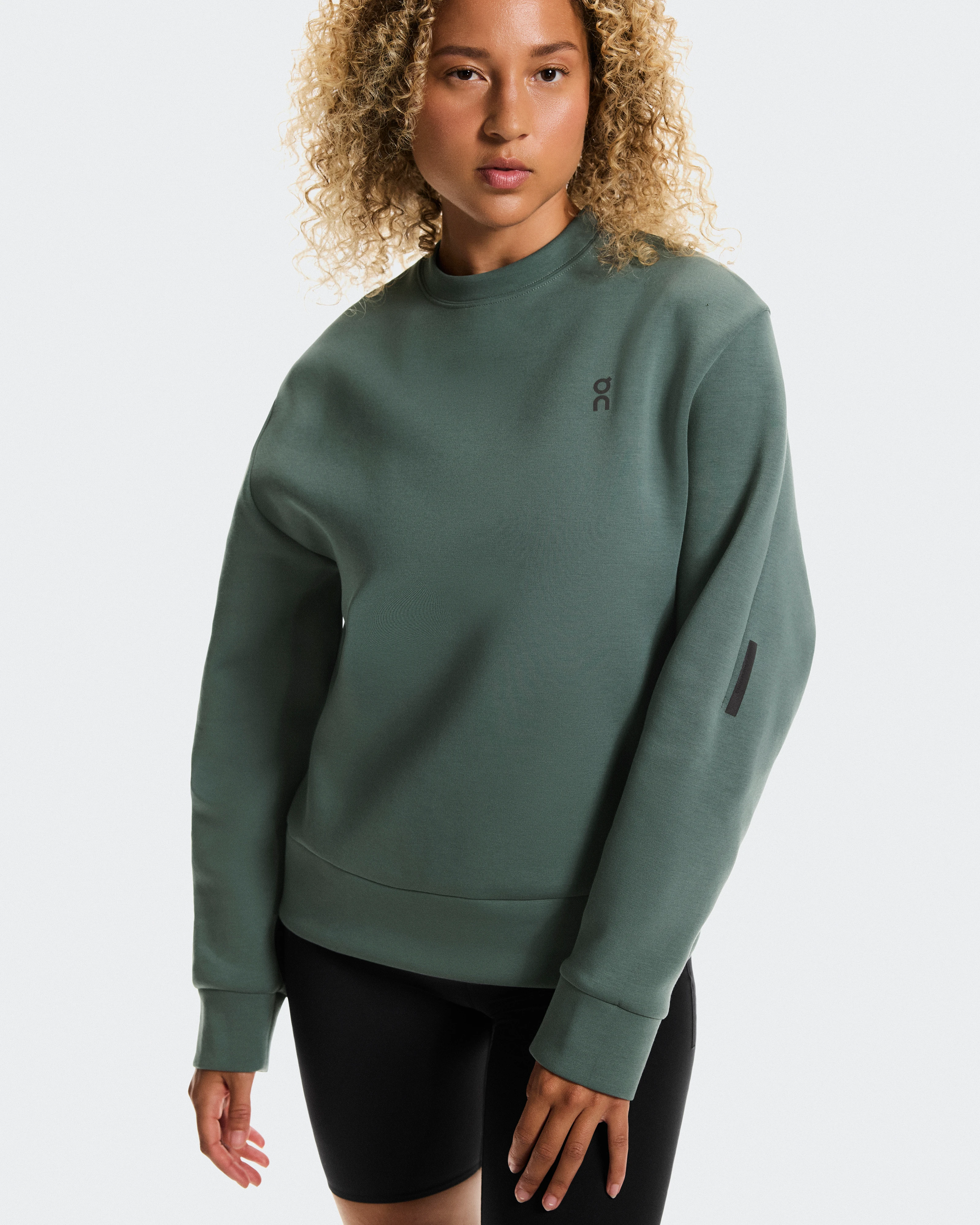 On Focus Tech Crew Olive Damen Hoodies & Sweatshirts