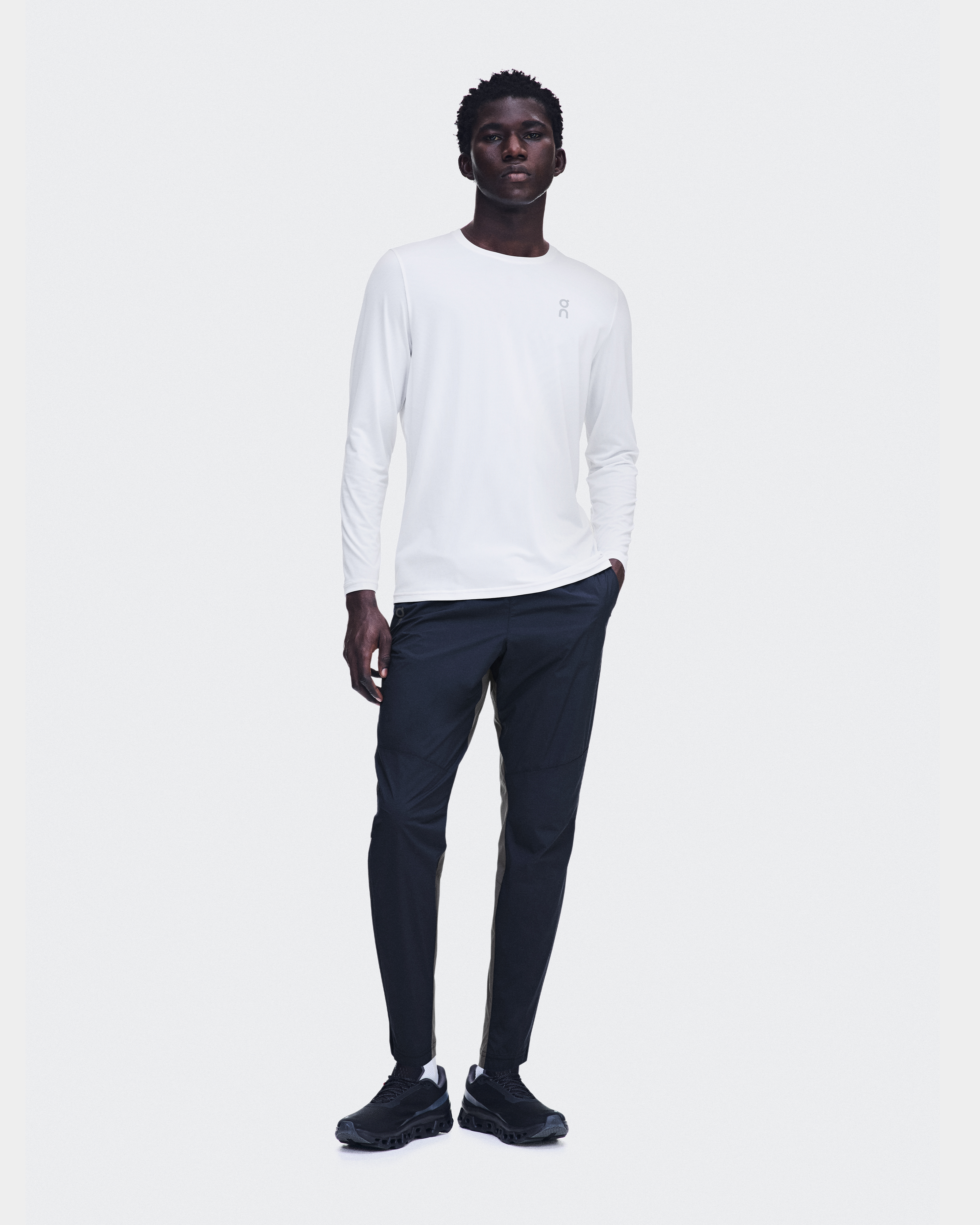On Weather Pants Mサイズ ネイビー 新品 Men's Weather Pants | Blue & Grey | On Italy