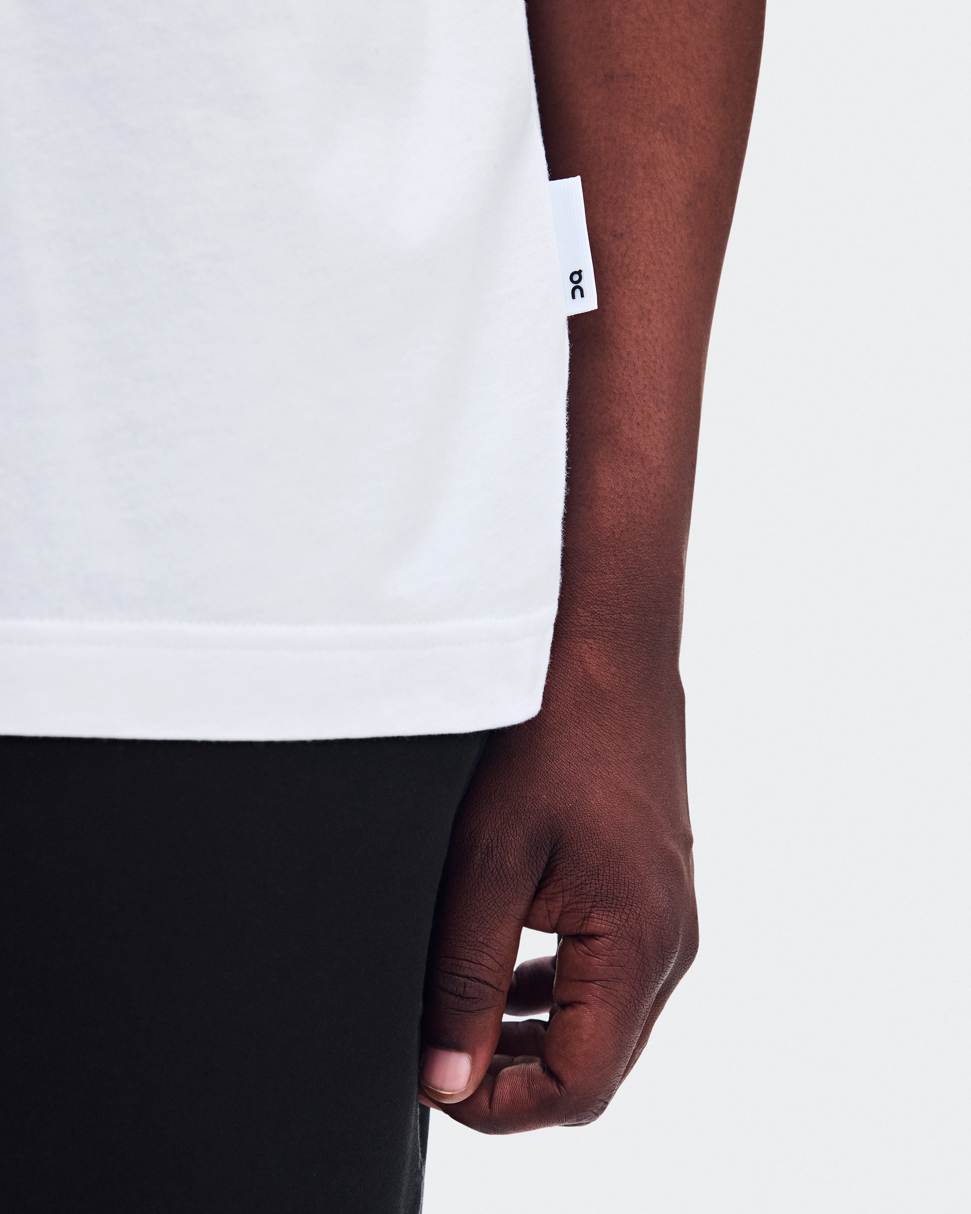 On Club-T Swing White Men Tops and t-shirts