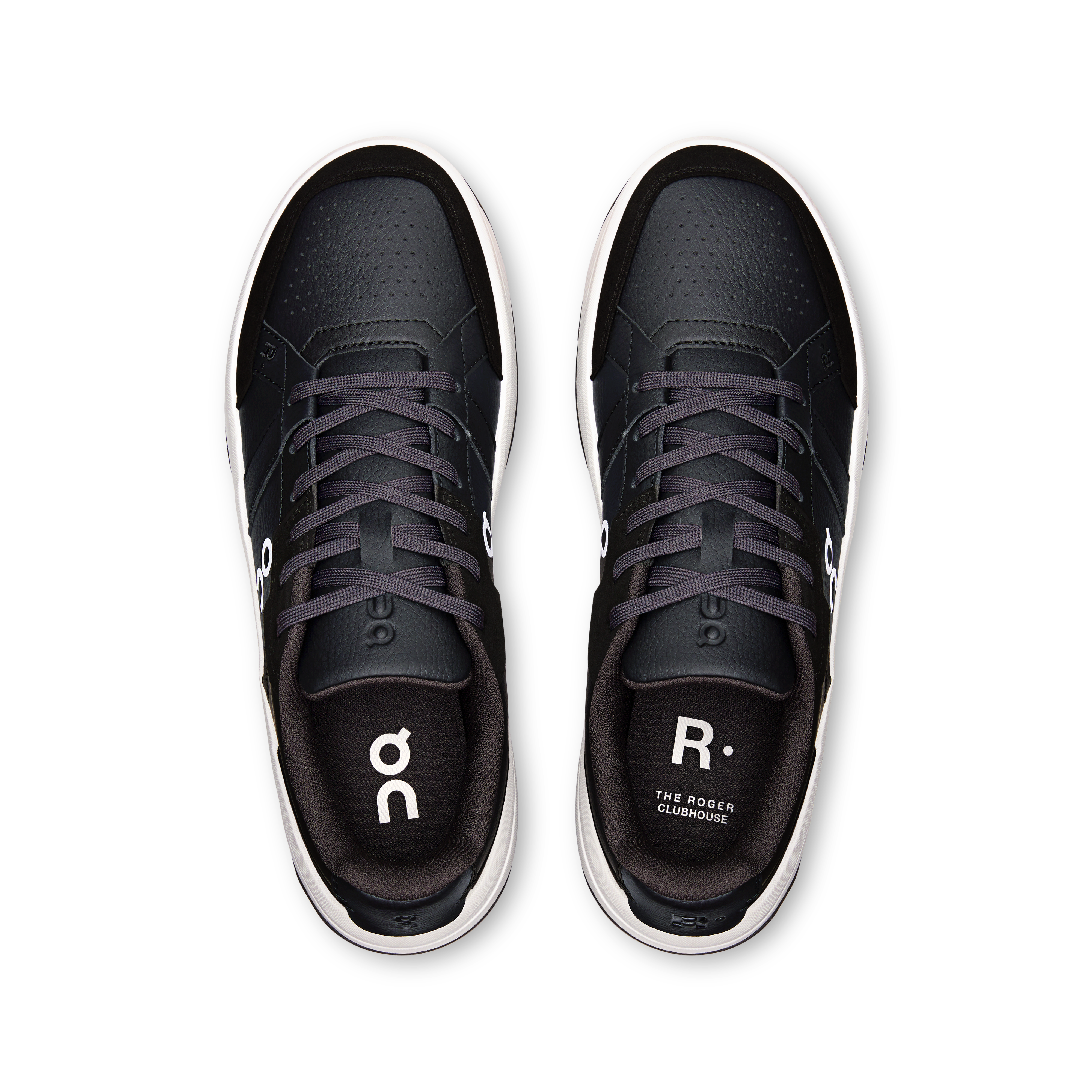 On THE ROGER Clubhouse Black & White Women Tennis Shoes