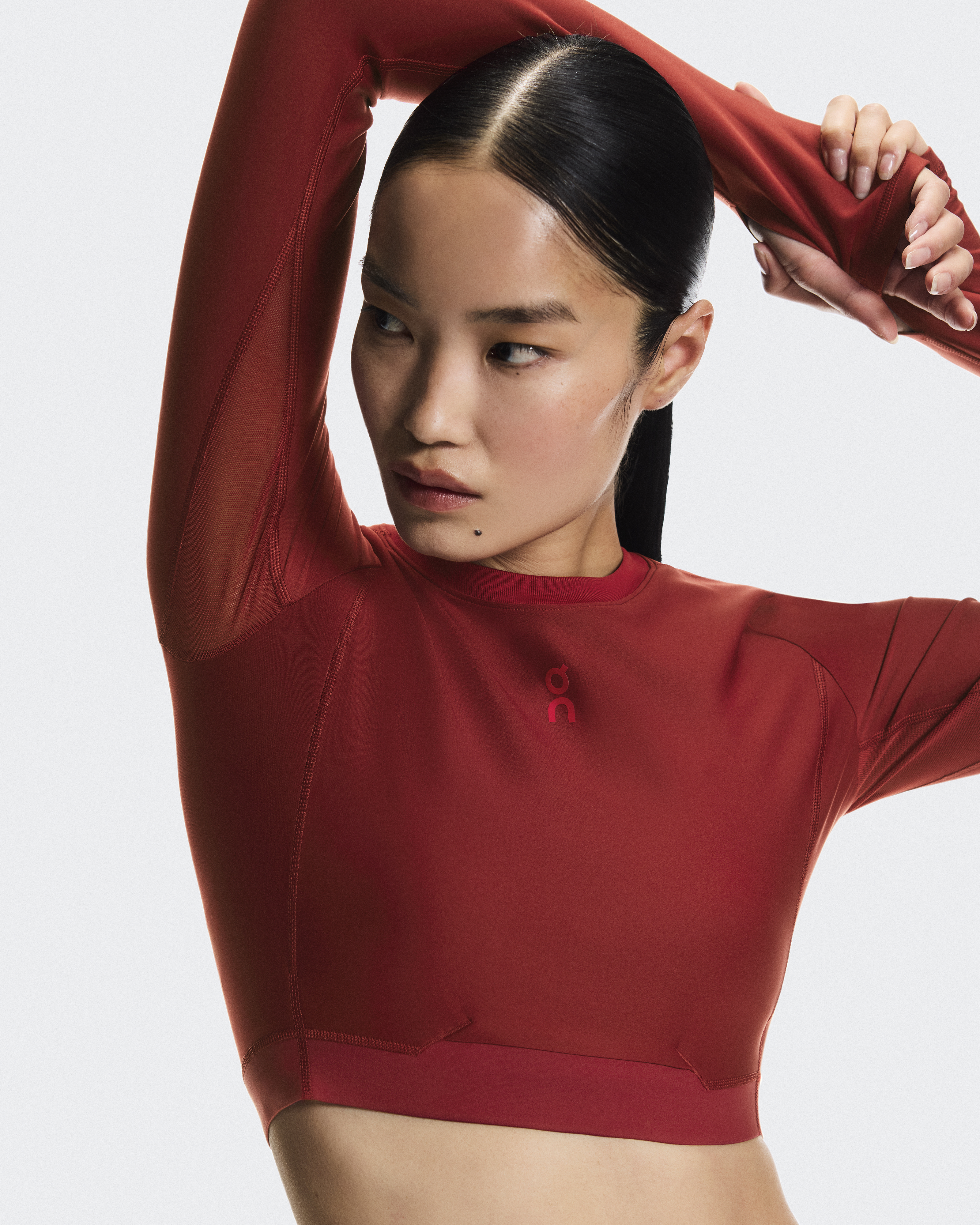 ウィメンズ Train Long Sleeve Crop Year of the Horse | On 日本