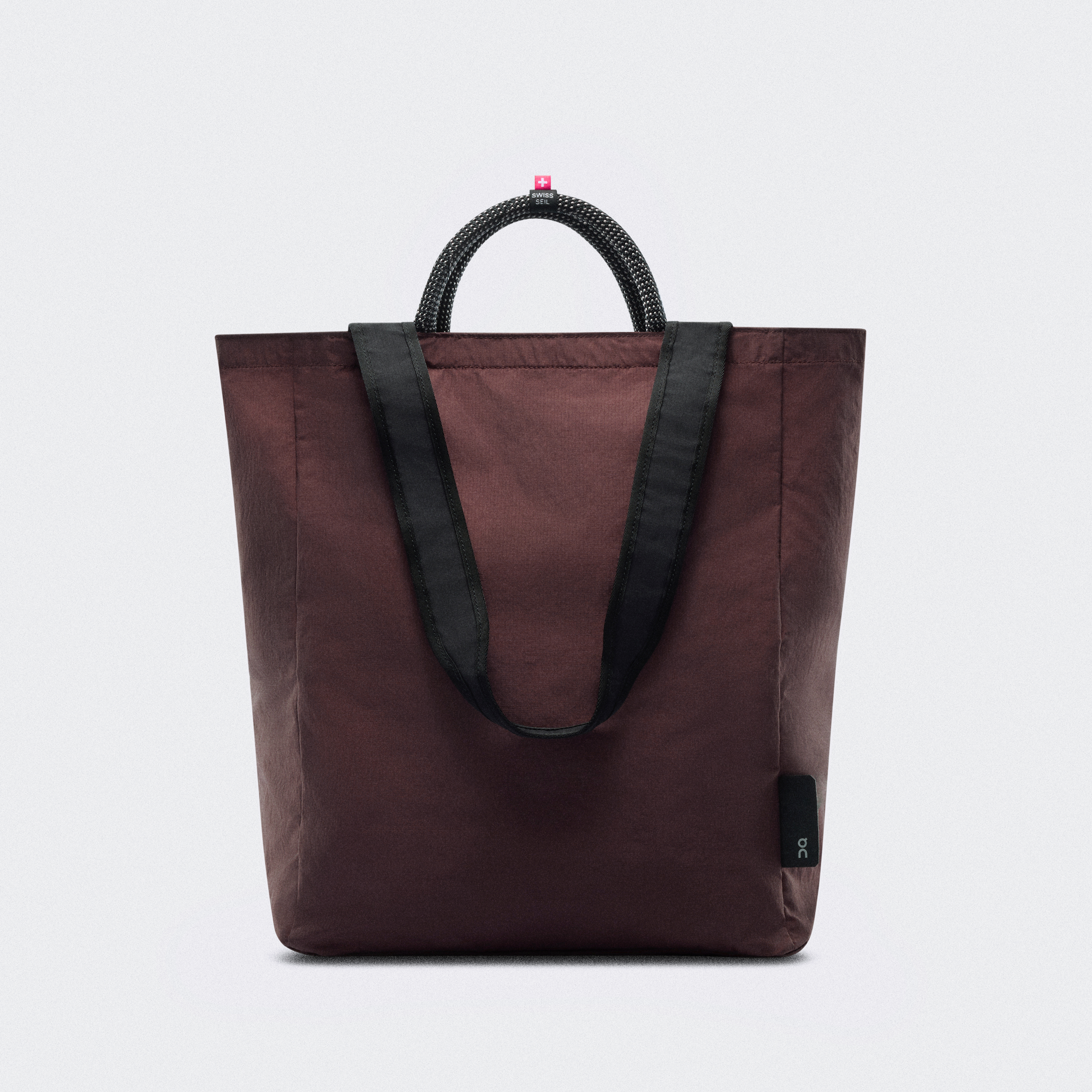 Tote Pack 25L in Cacao/Black