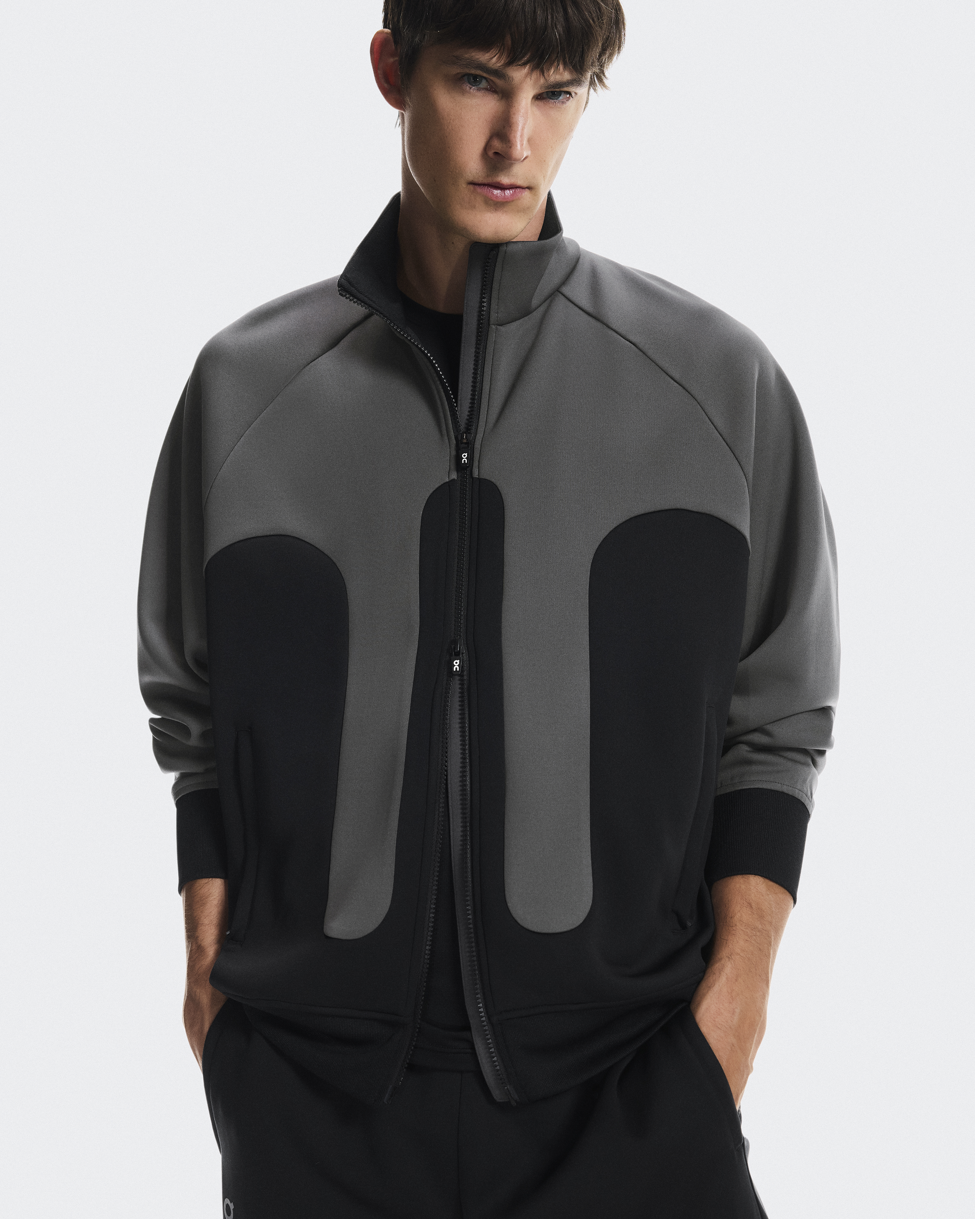 セットアップ　On Track Jacket Track Pants IKON Track Jacket IKON | On Indonesia