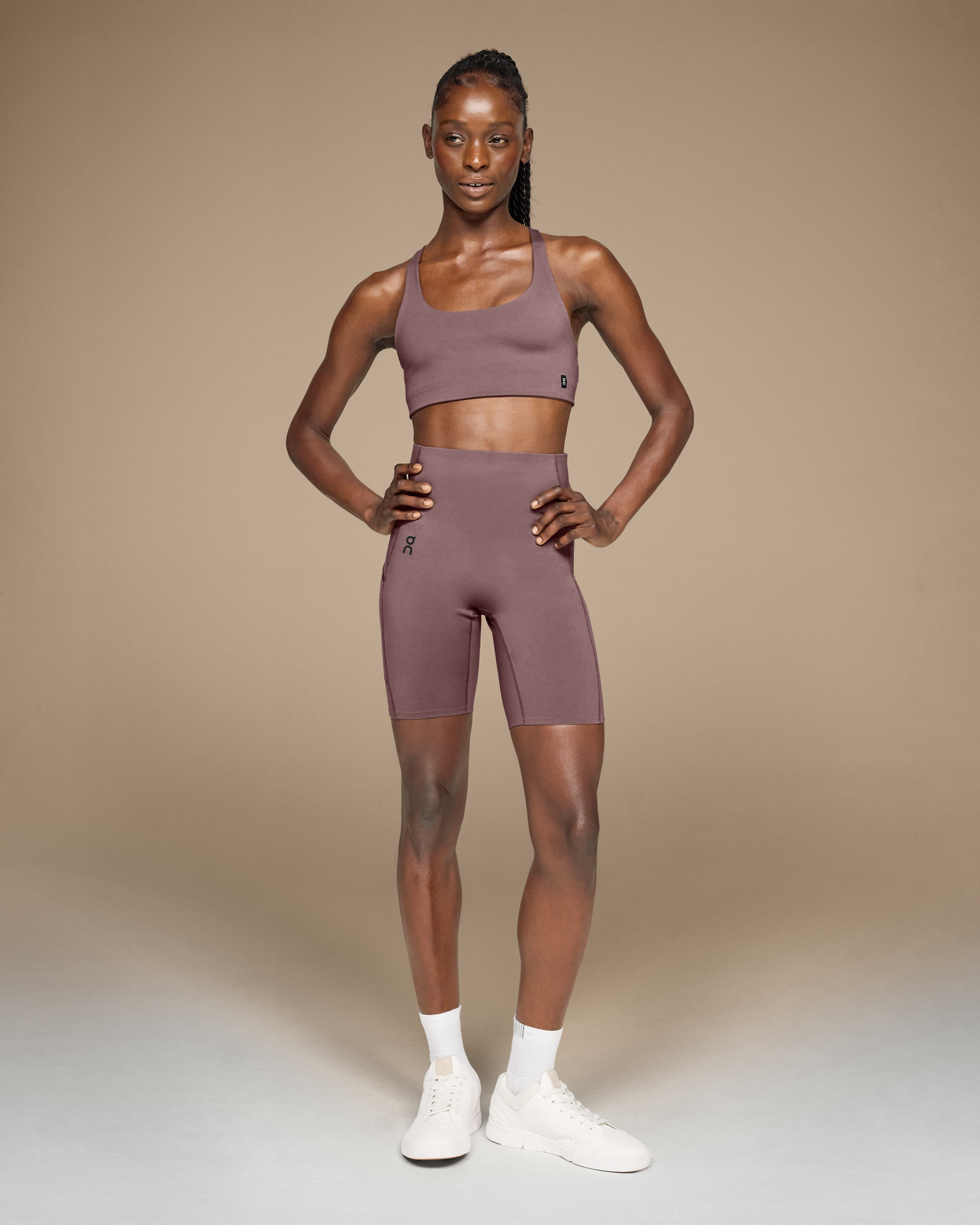 ウォーキング・ランニングウェア On Movement Bra & 3/4Tights ウォーキング・ランニングウェア On Movement Bra & 3/4Tights