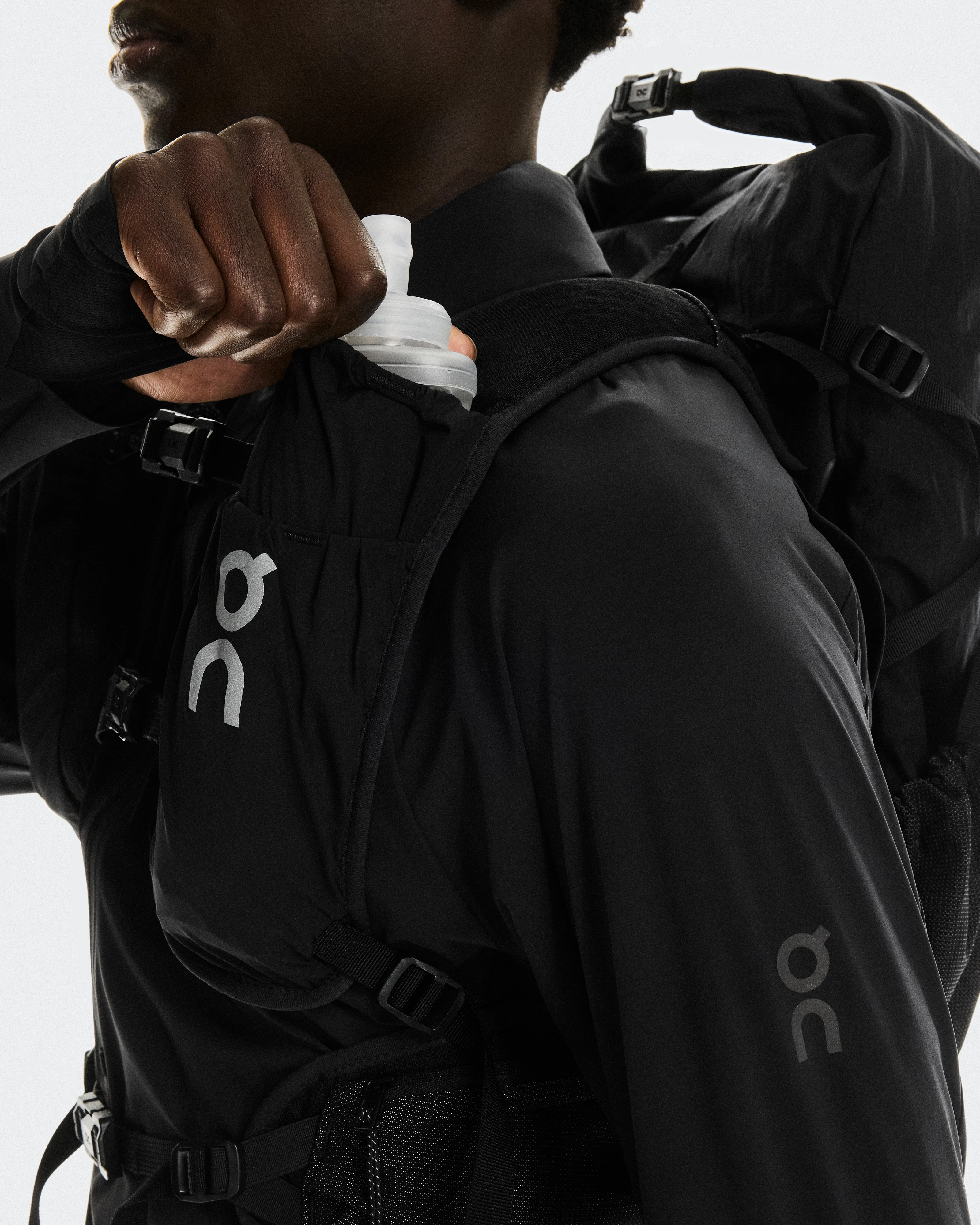 On Trail Pack 20L Black Unisex Bags
