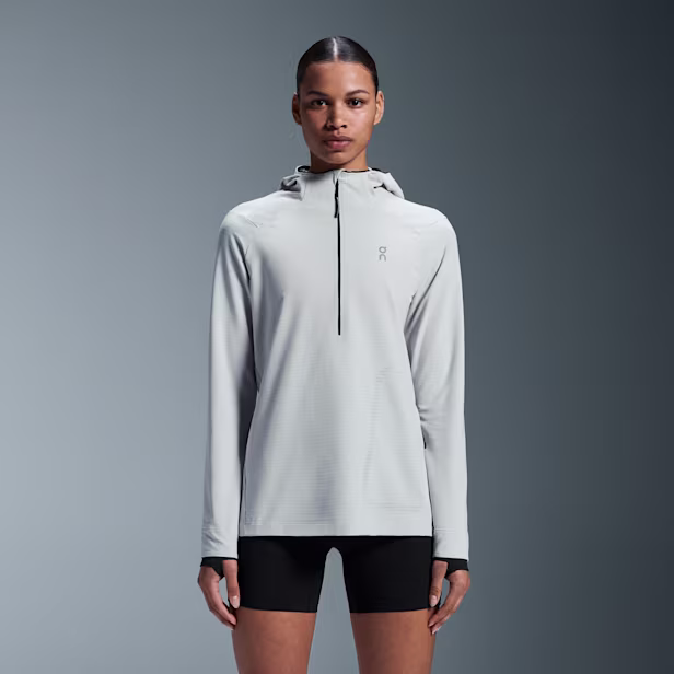 Pace Hoodie in Glacier