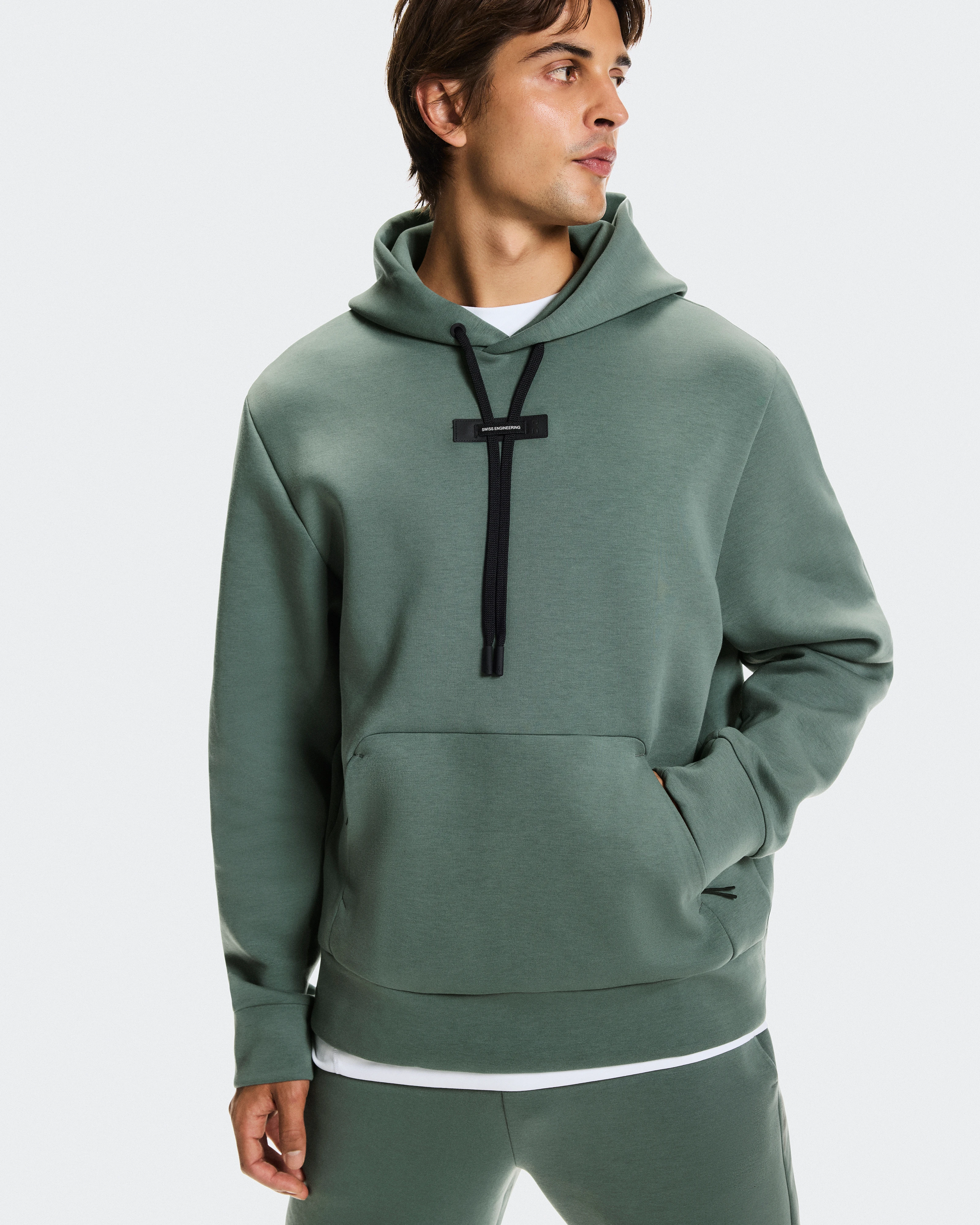 On Focus Tech Hoodie Olive Herren Hoodies & Sweatshirts