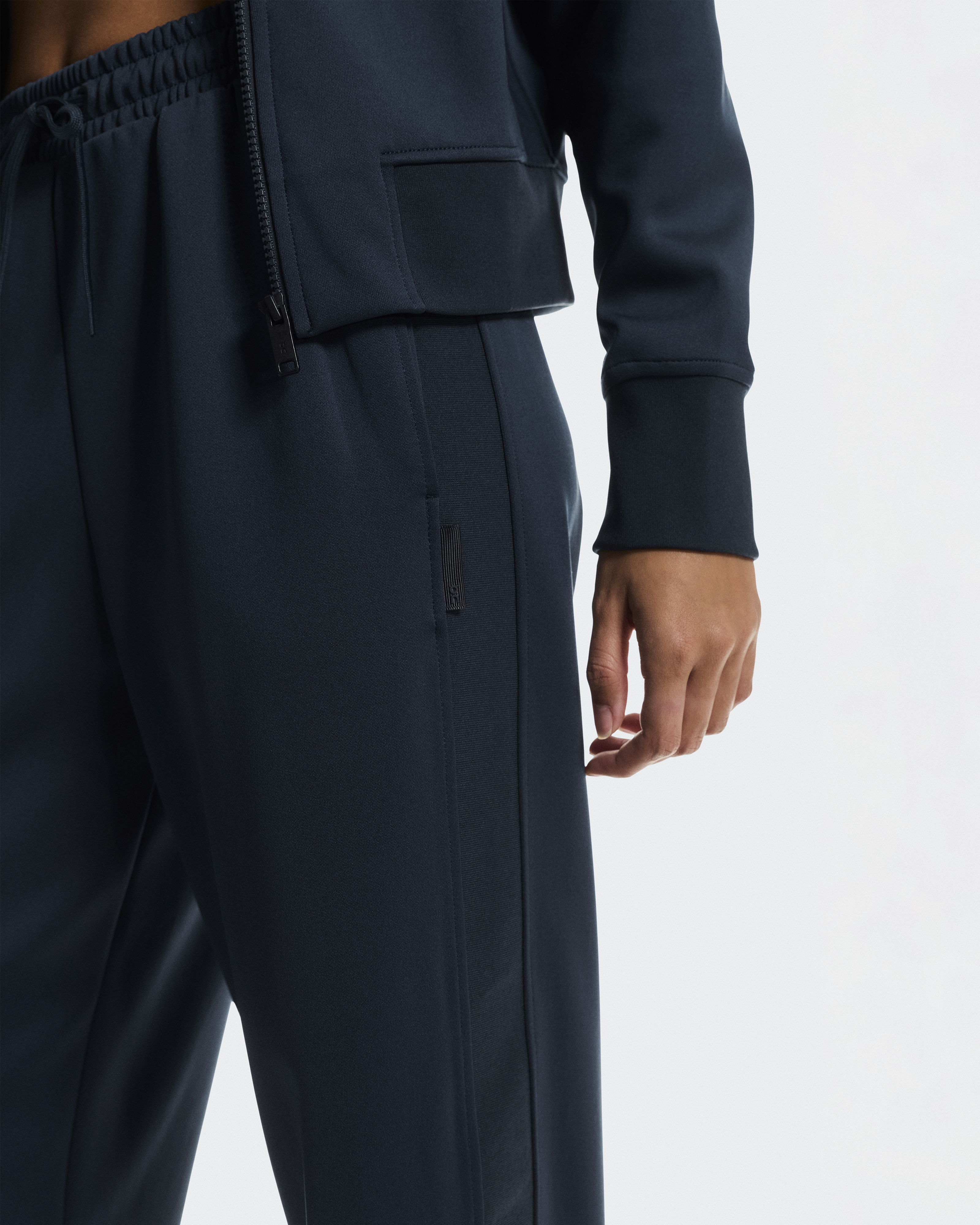 ウィメンズ Courtside Pants | ブルー | On 日本