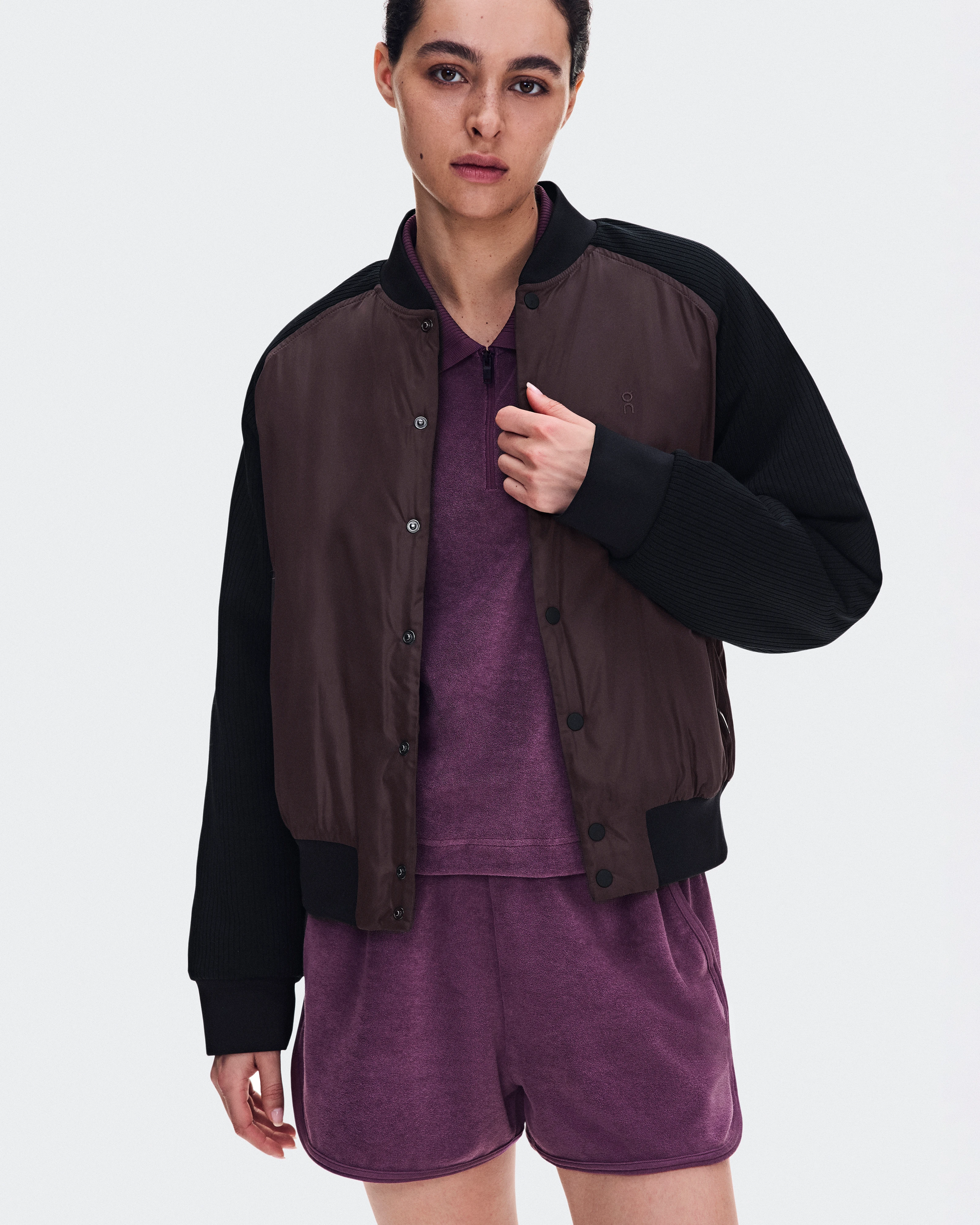 On Courtside Bomber Mulberry & Black Women Active life