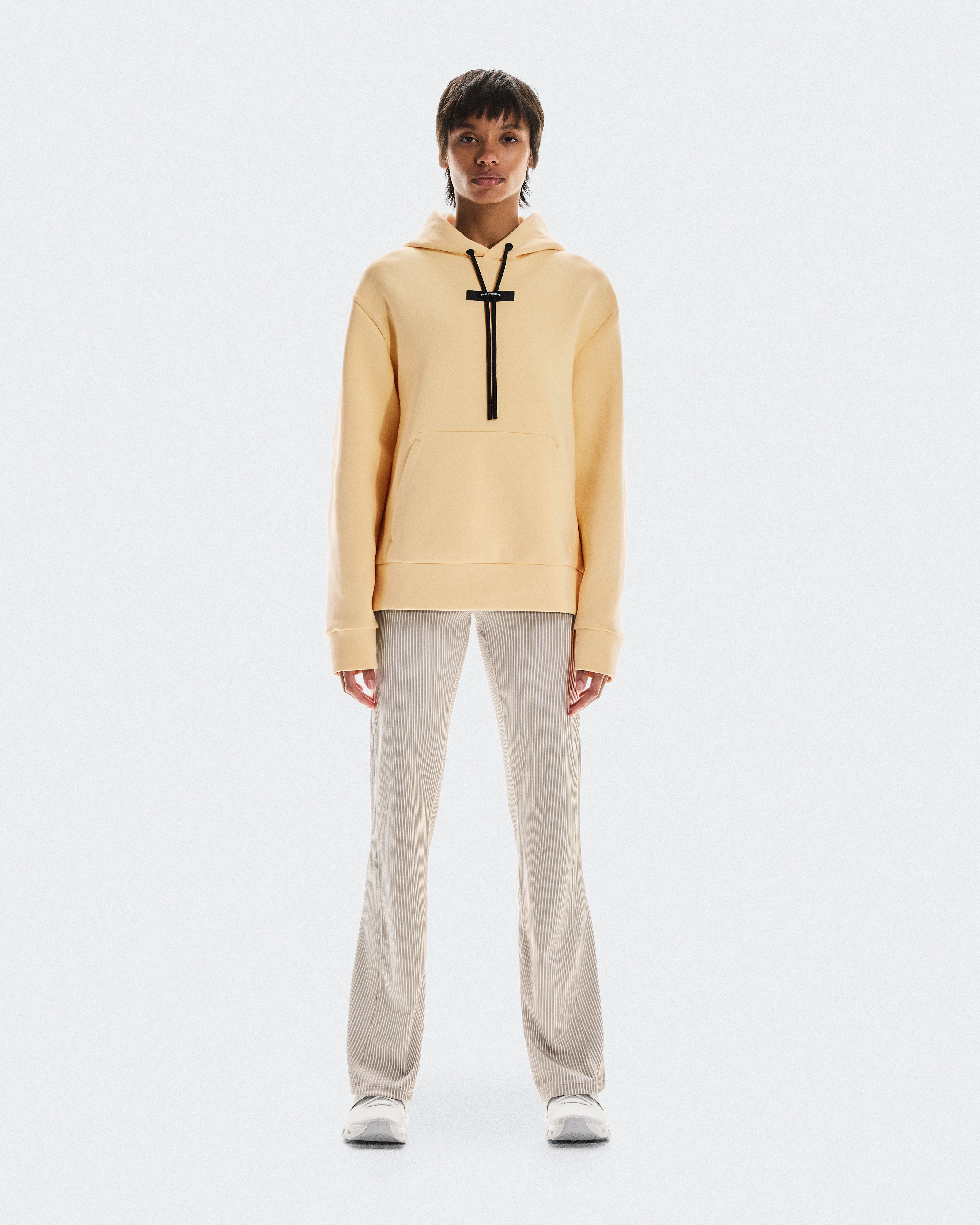 On Focus Tech Hoodie Nectar Women Hoodies and sweatshirts