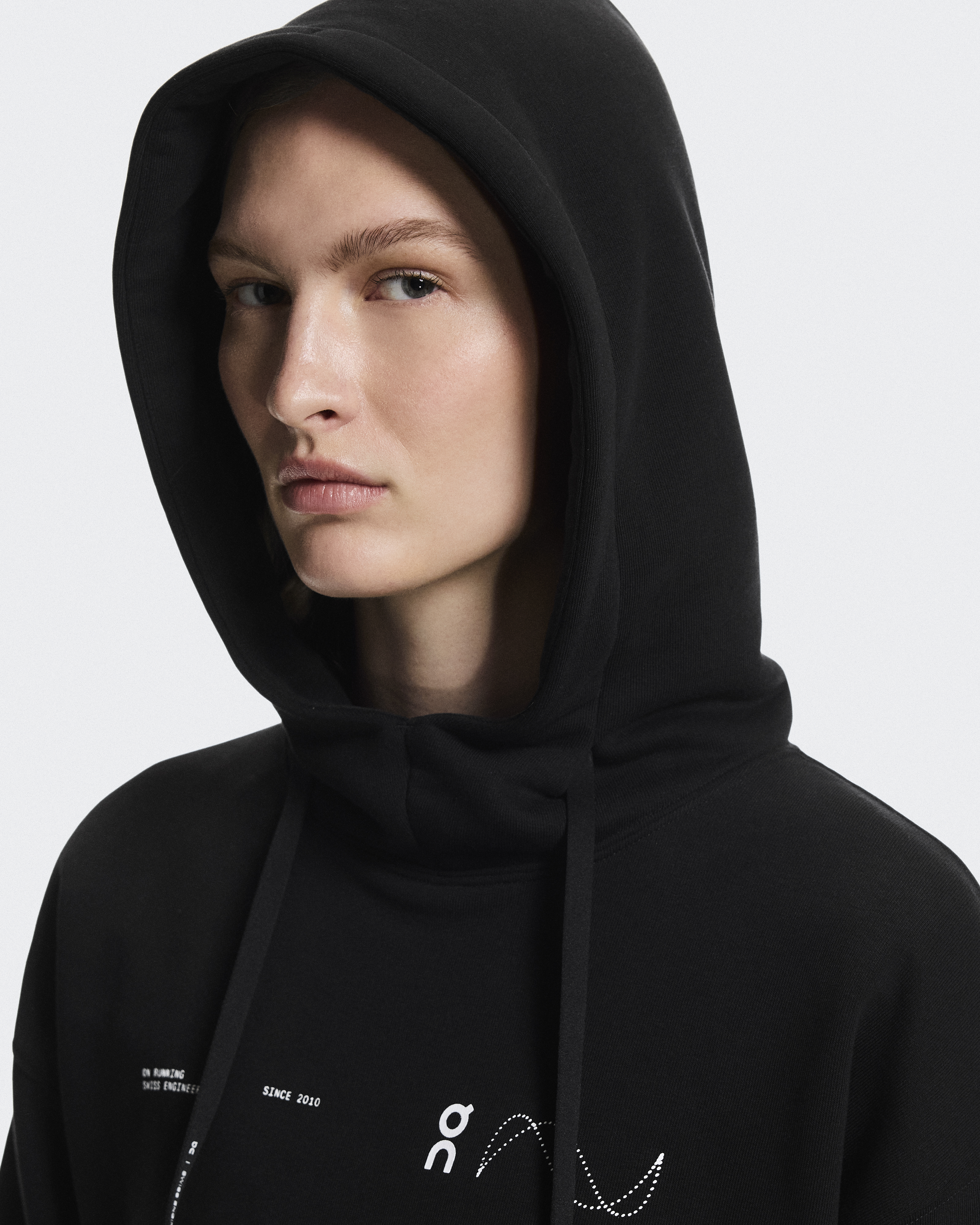 Women's Club Hoodie Avant | Black | On United States
