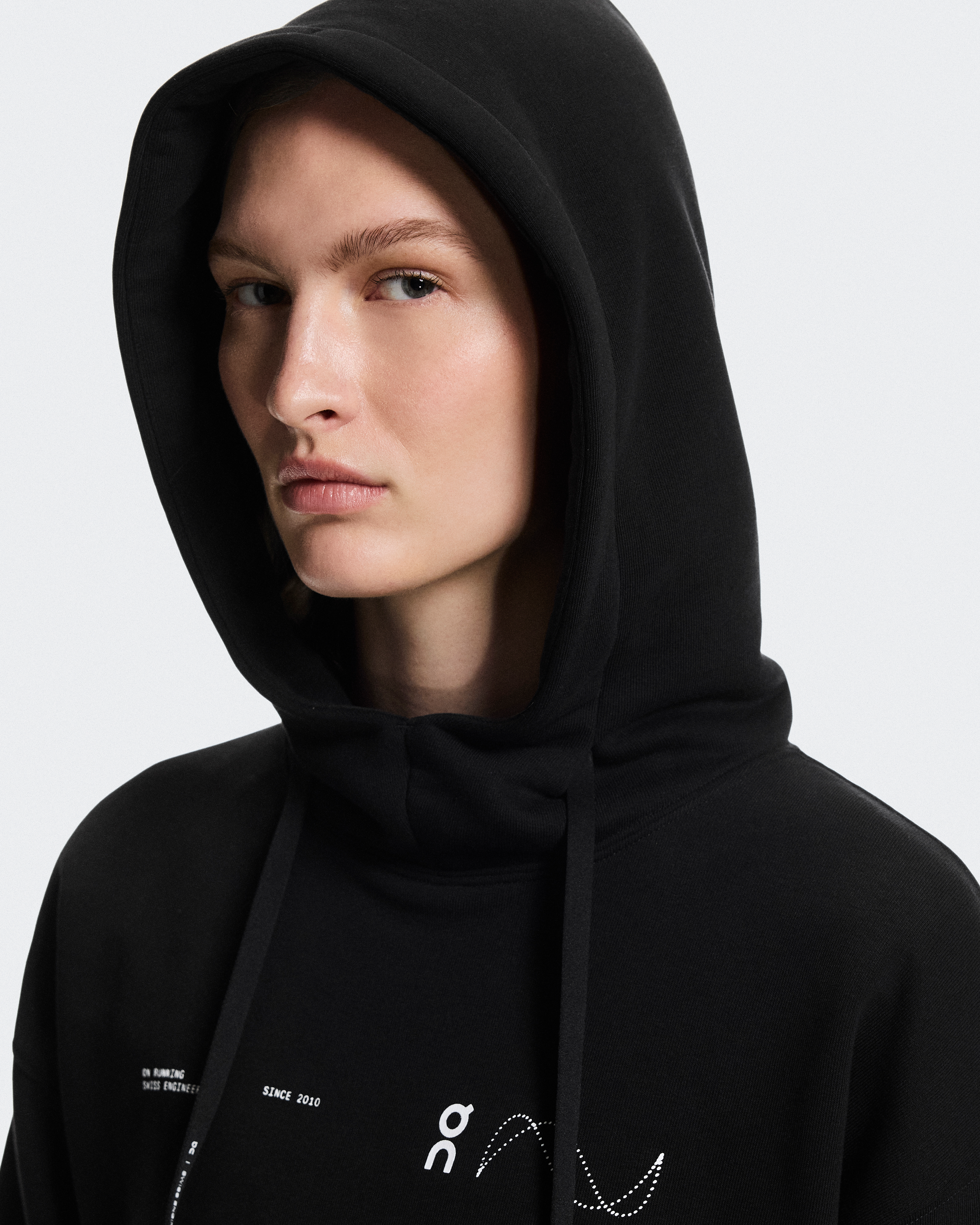 Club Hoodie AvantWomen / Black / XS
