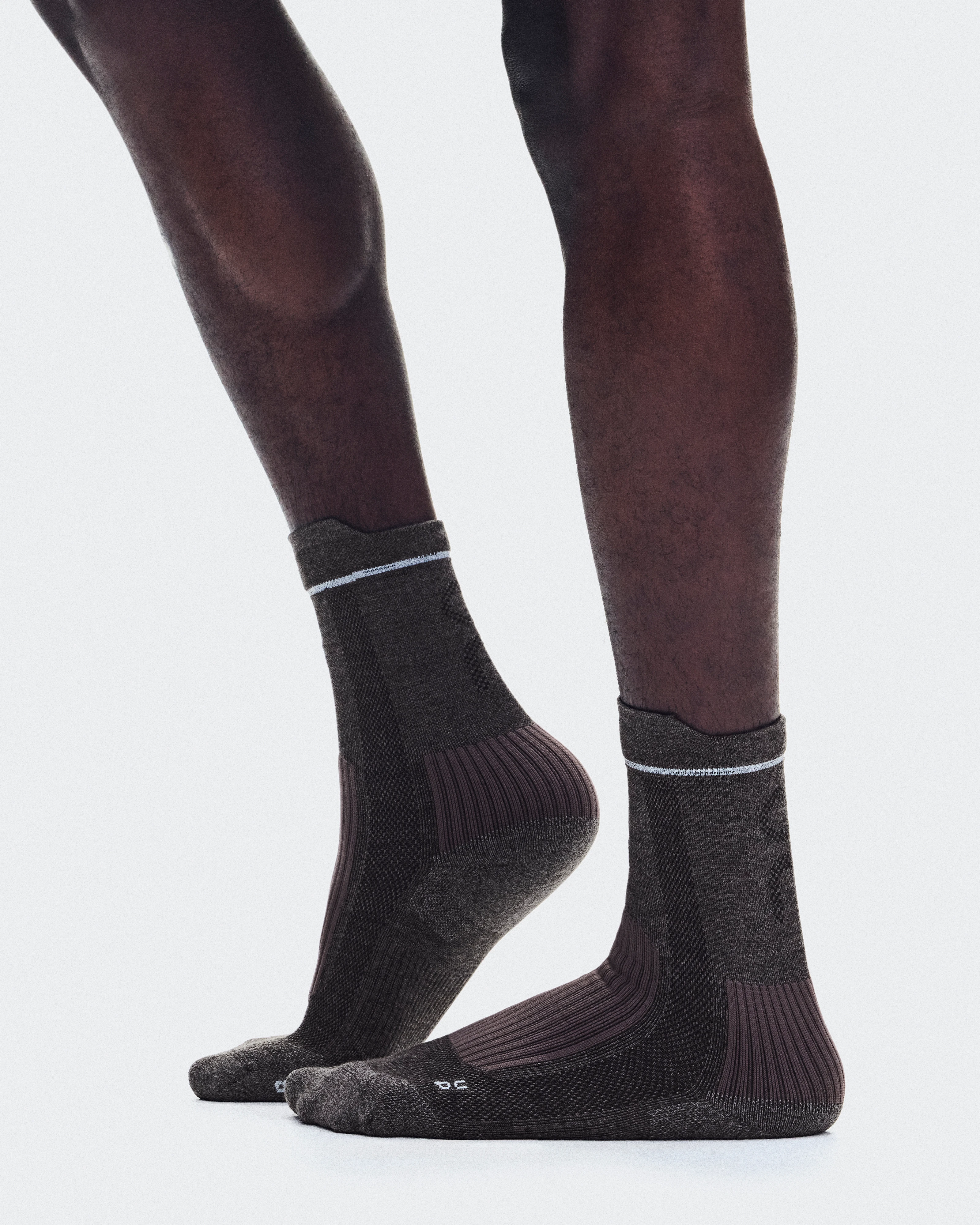 On Merino Ultra Sock Mulberry Unisex – Trail running, zonal cushioning, anti-slip Socks