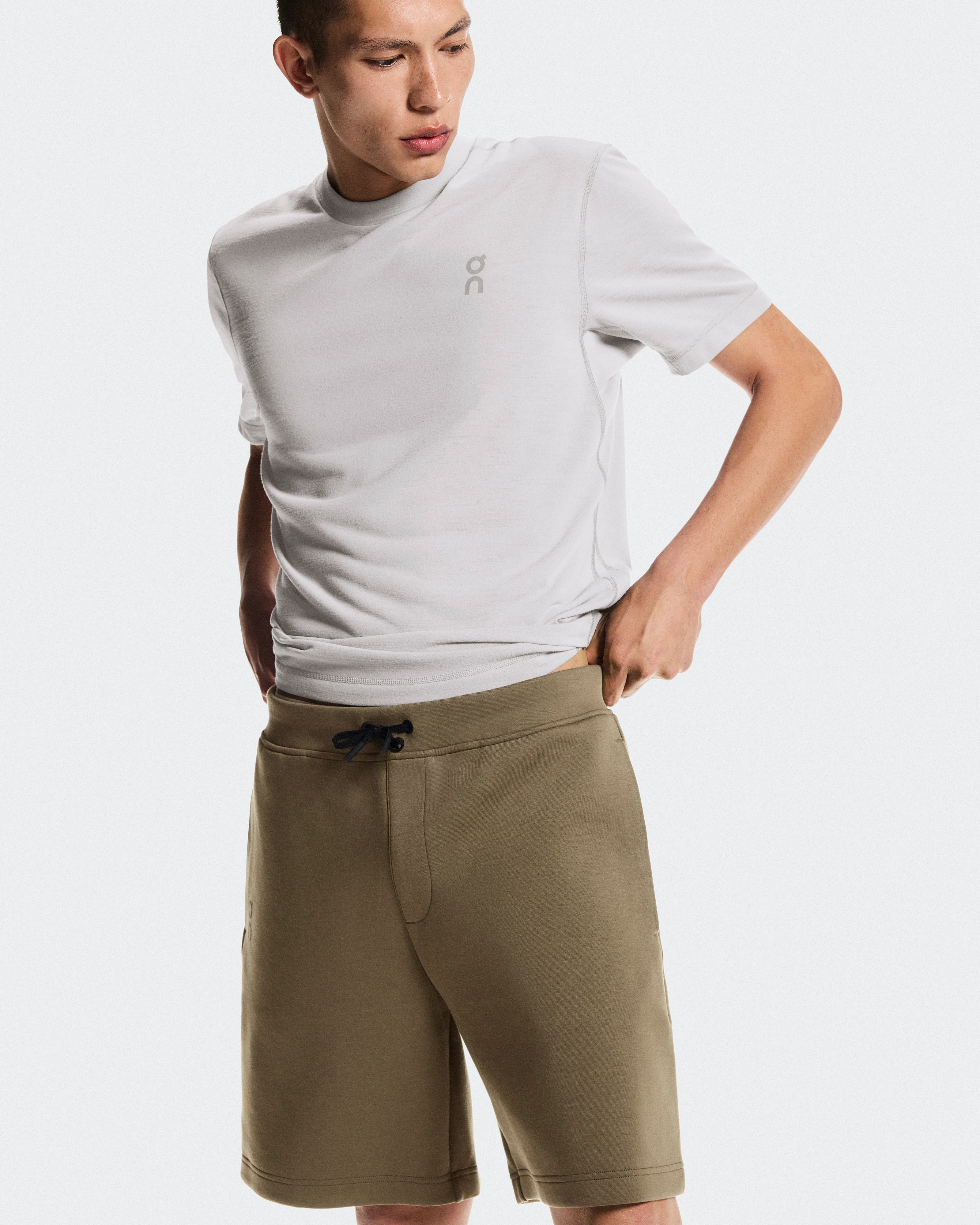 On Focus Tech Shorts Kalamata Men Shorts