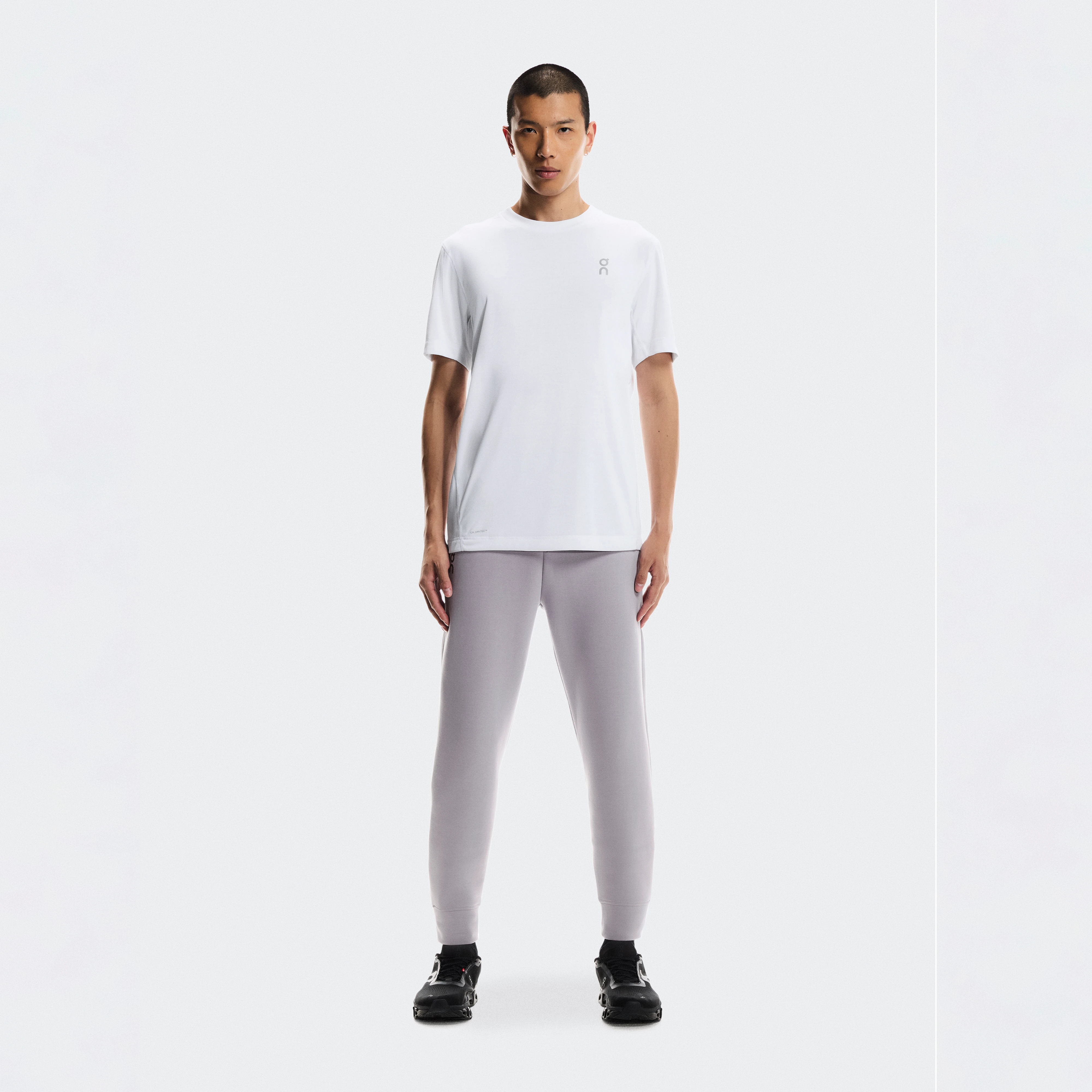 On Focus Tech Sweatpants Pink Men Men – All-day wear, travel, training Pants