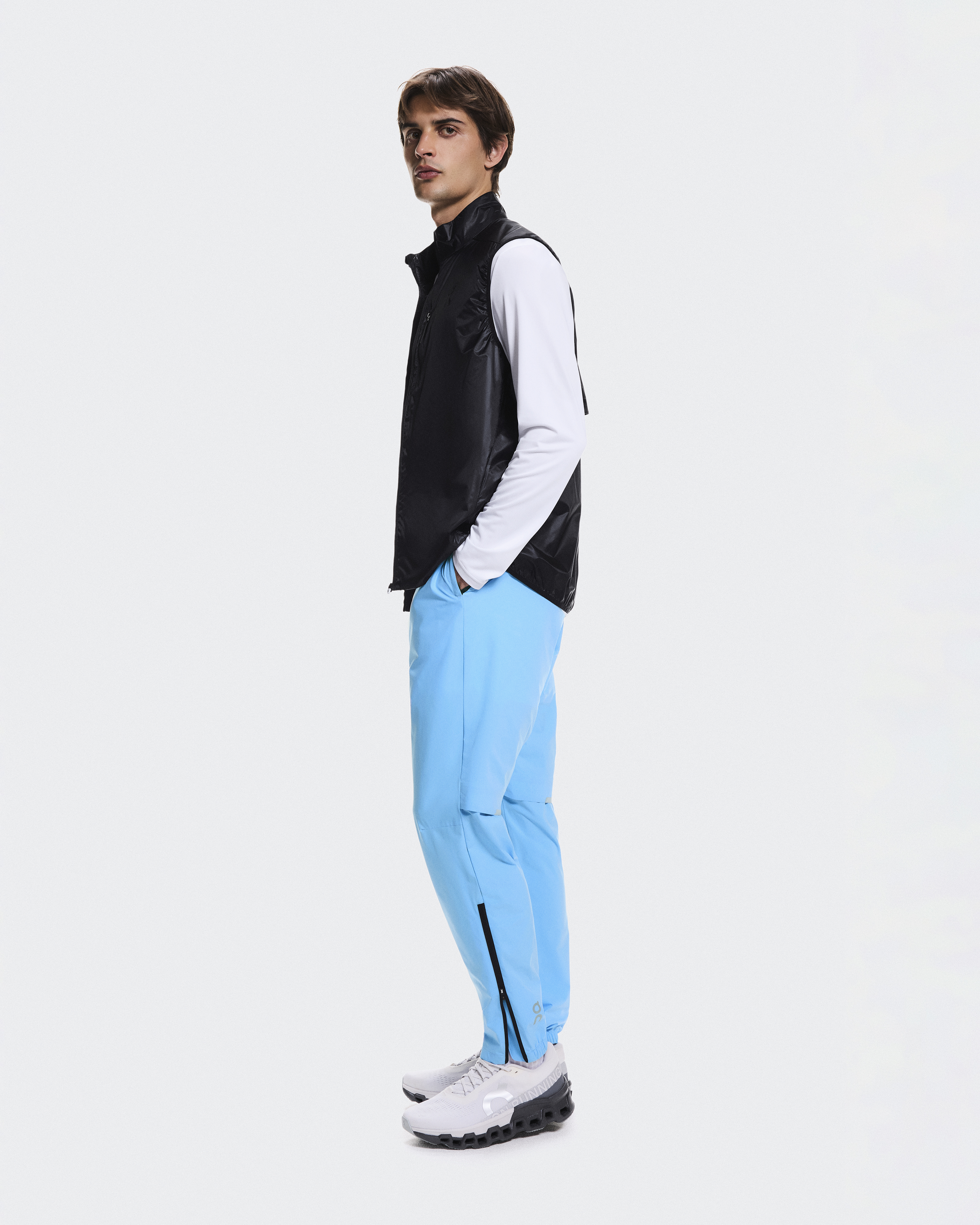 Core Pants: Lightweight & Stretchy Men's Running Apparel | On | On