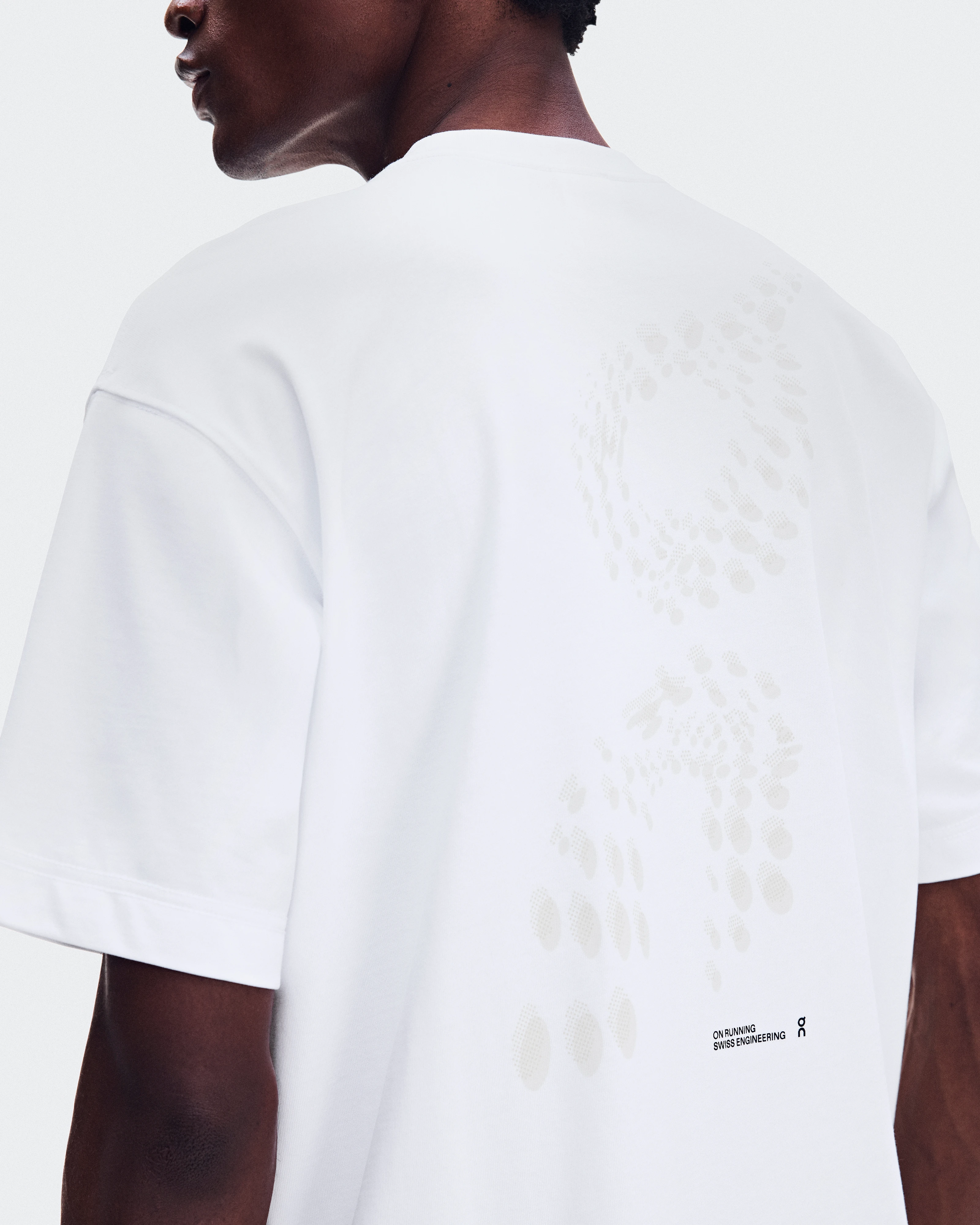 On Club Collective-T Runner White Men Tops and t-shirts