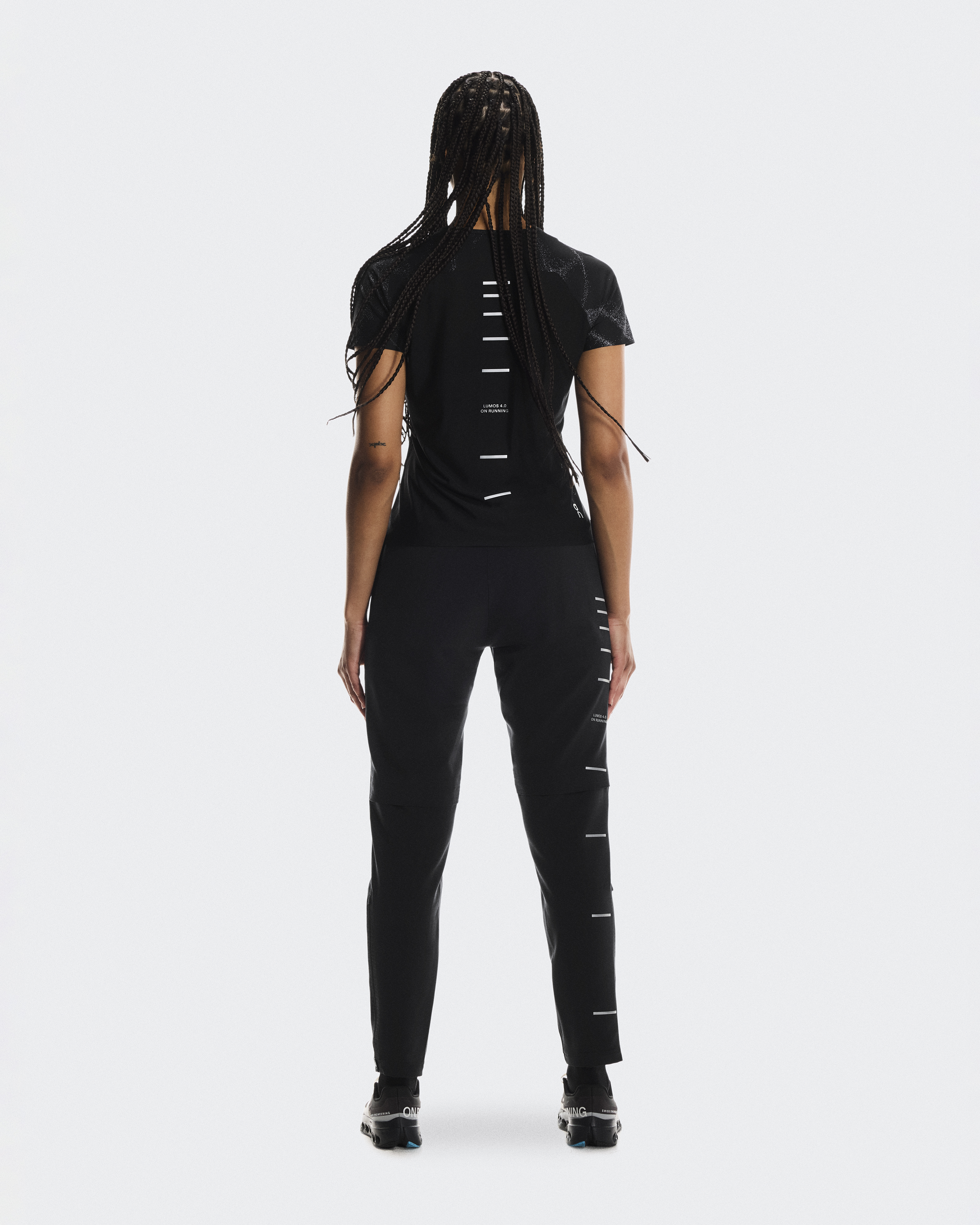 The Weather Pants Lumos: Women's Reflective Run Pants | On | On Japan