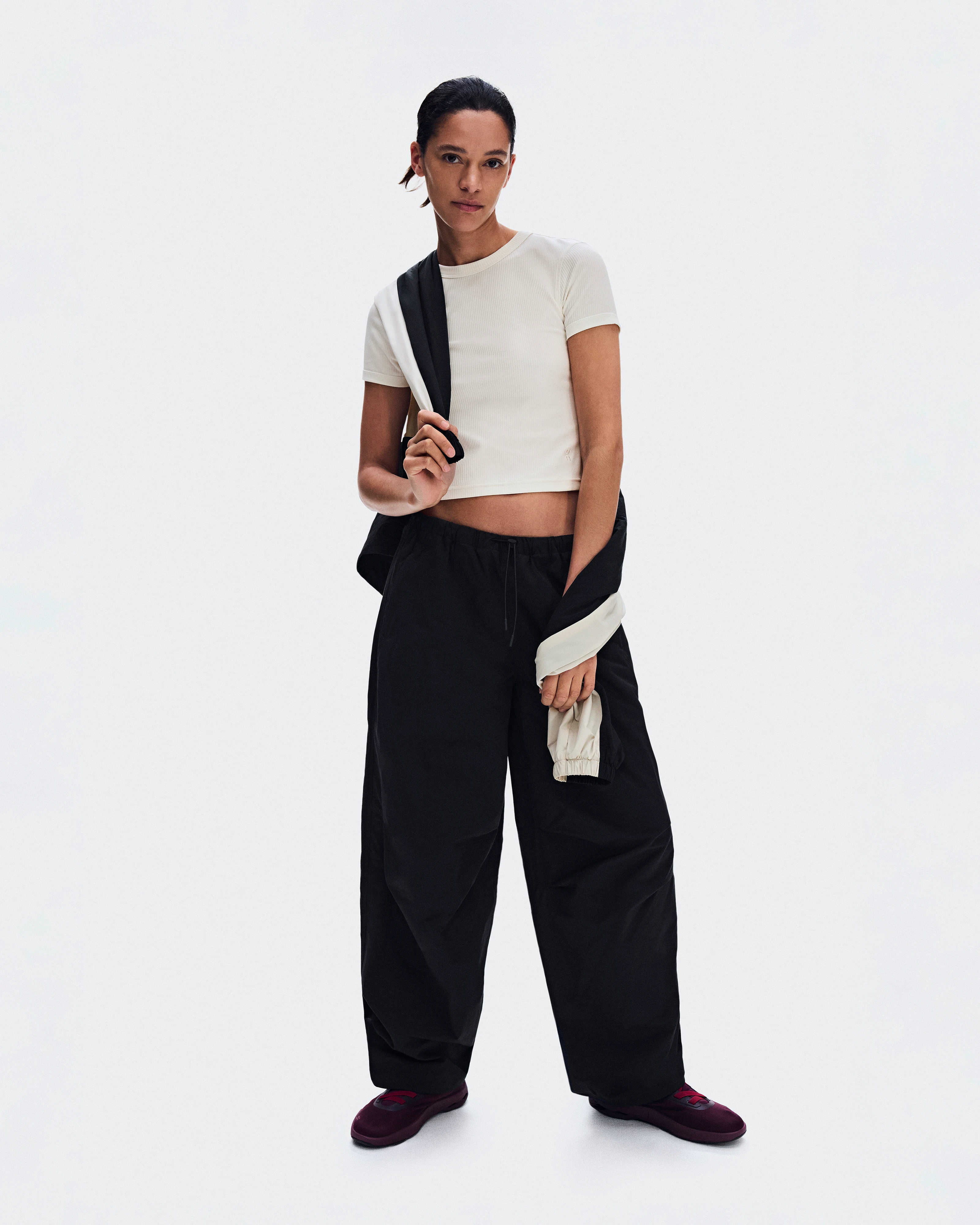 On Parachute Pants Black Donna Pantaloni